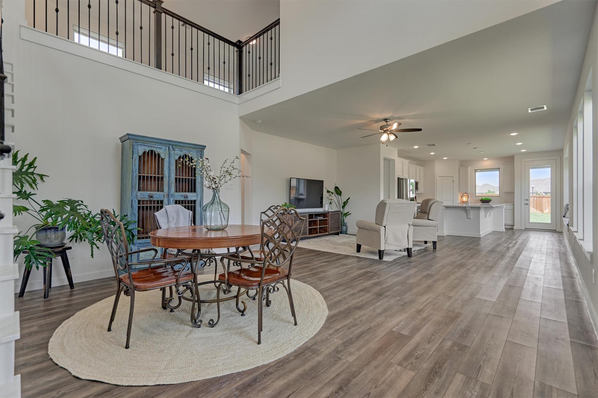27129 Ivorywood Drive