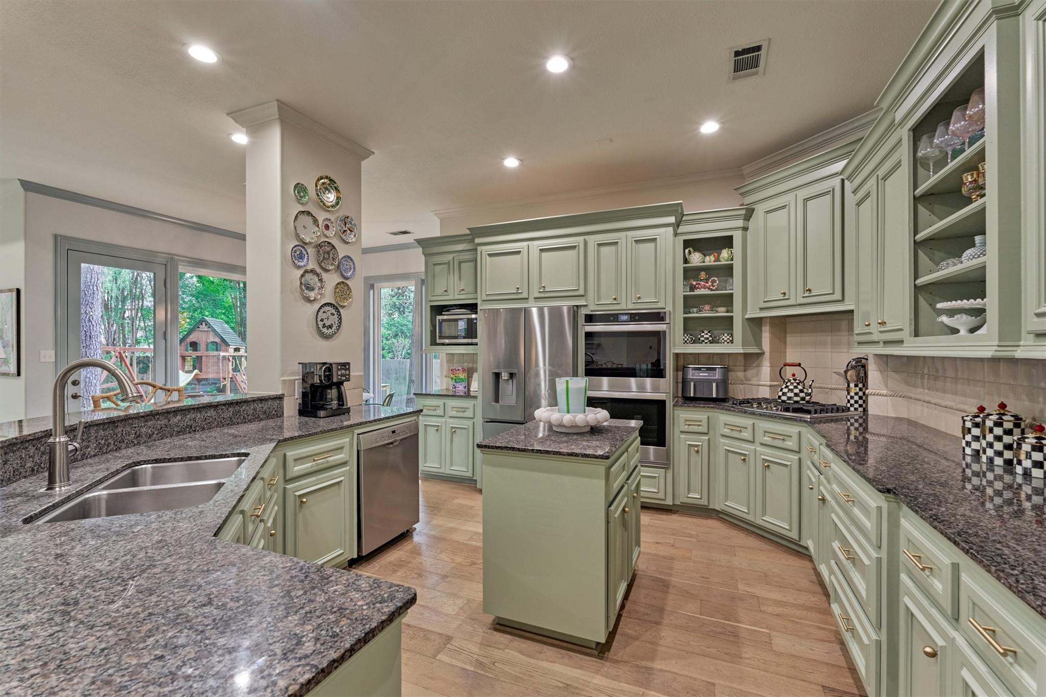 170 N Taylor Point Drive