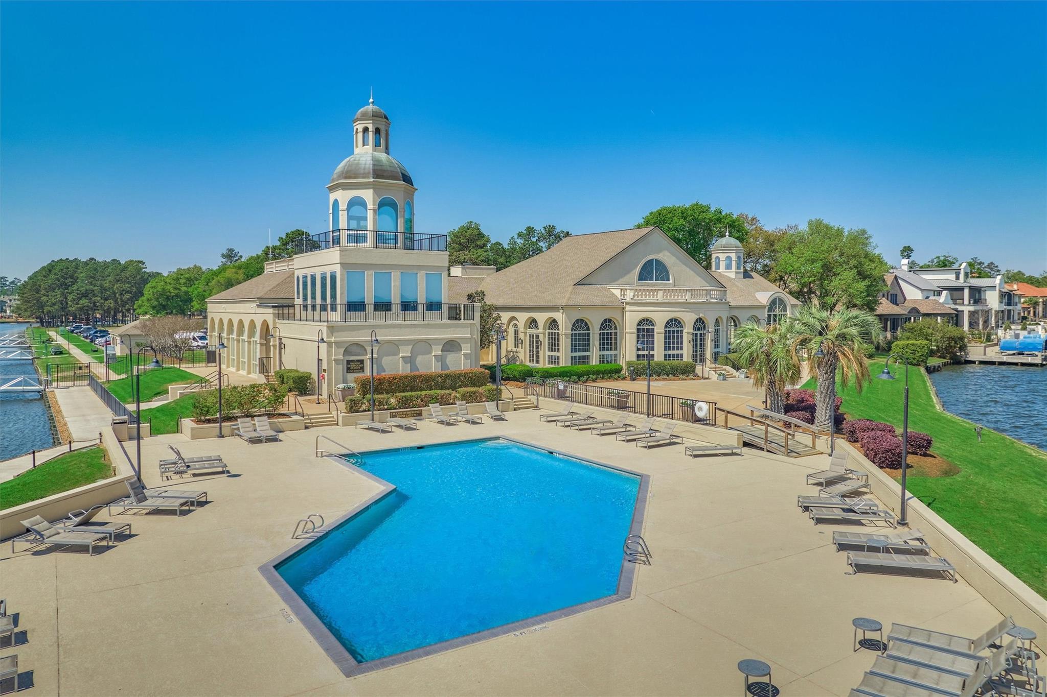 72 Wycliffe Drive, Montgomery