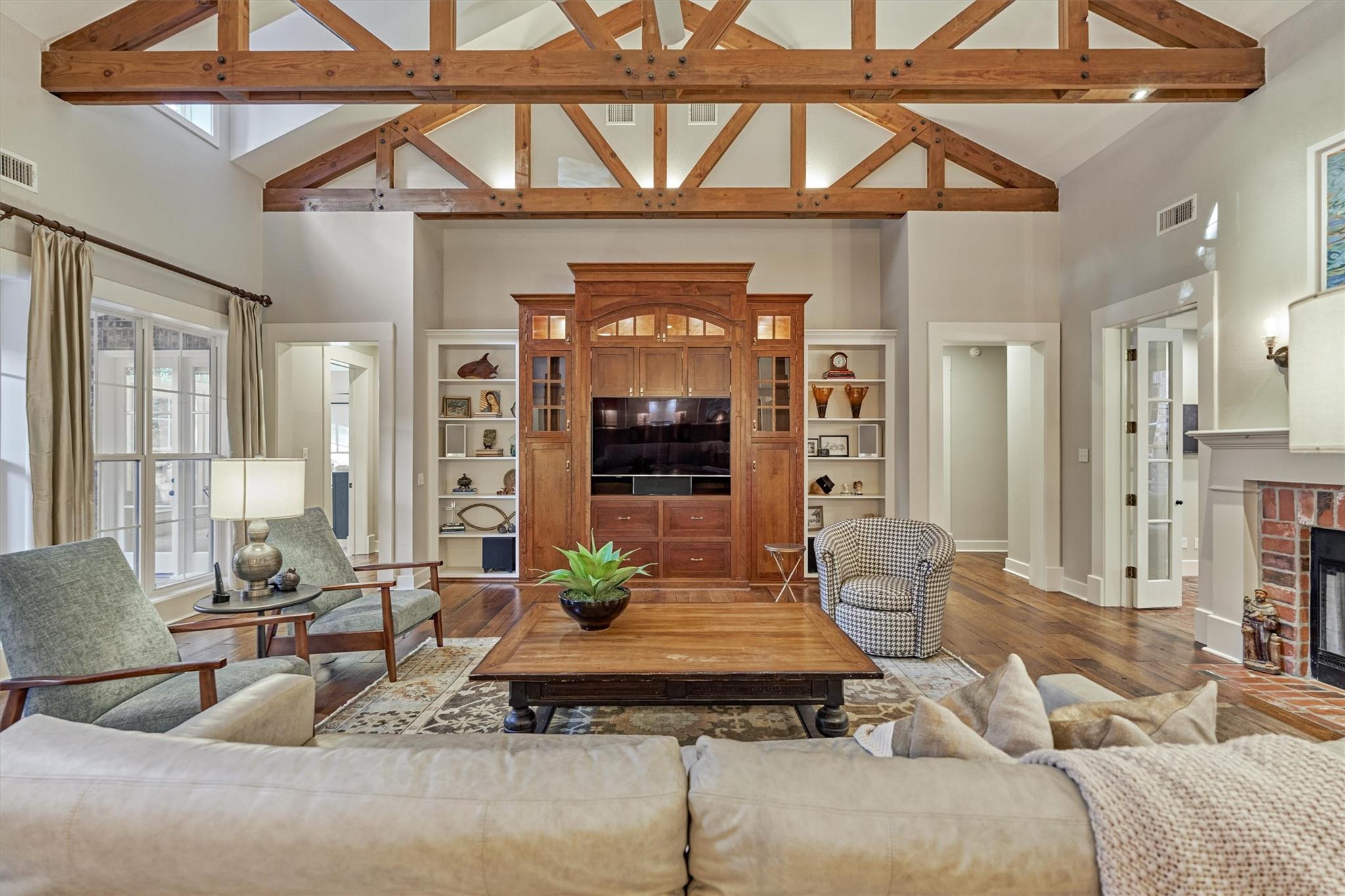 10928 Lake Forest Drive, Conroe