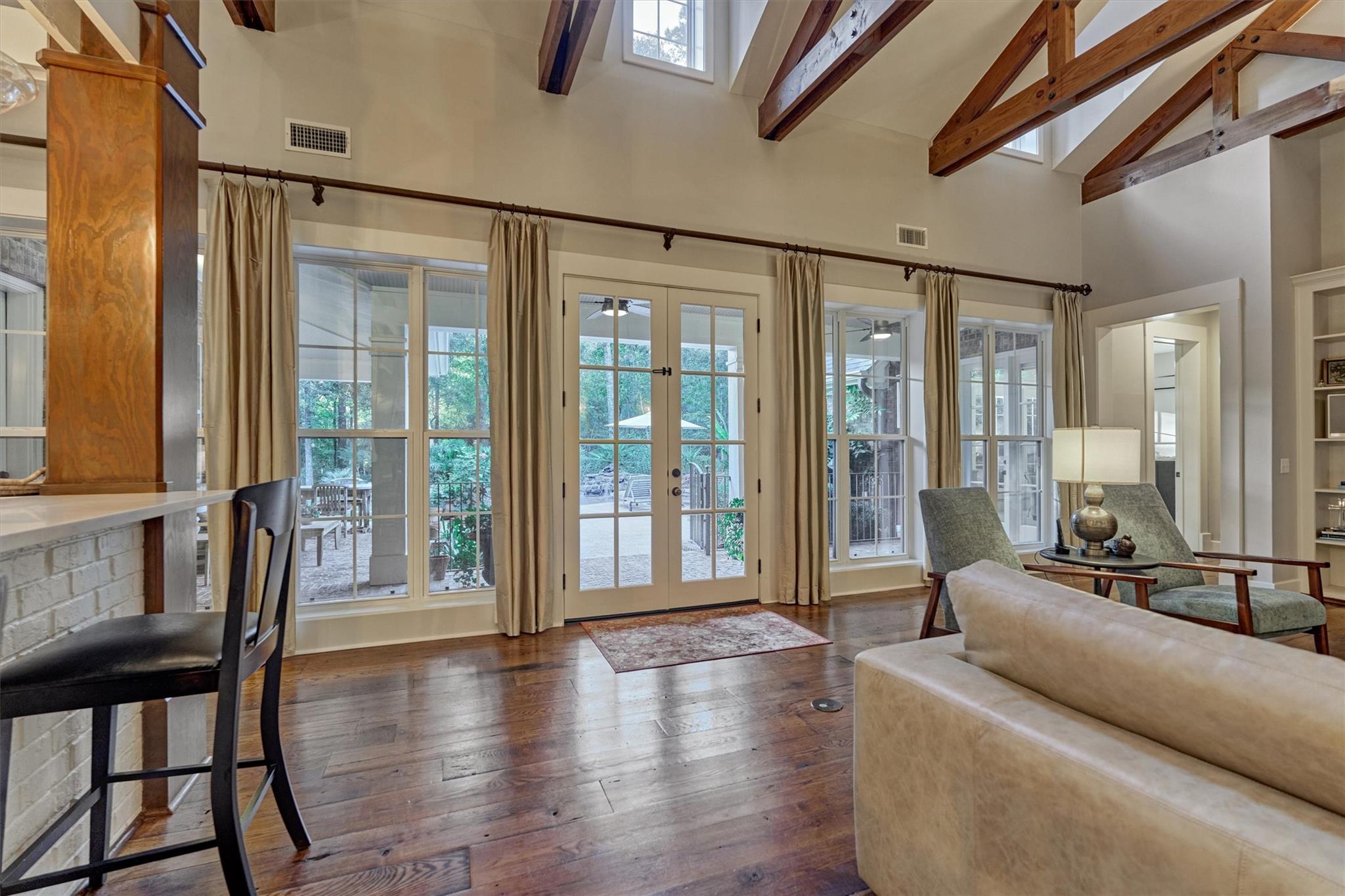 10928 Lake Forest Drive, Conroe