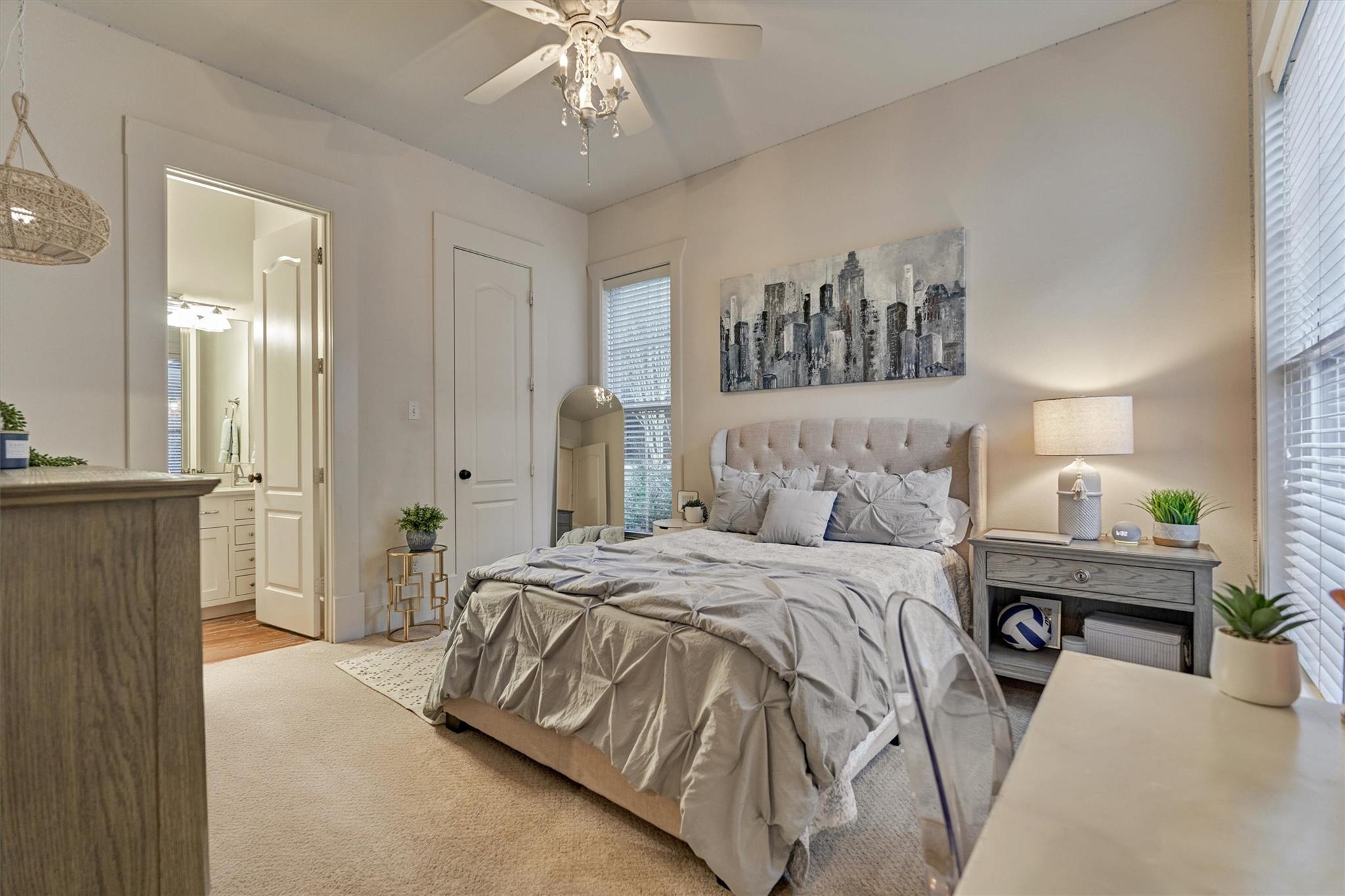 10928 Lake Forest Drive, Conroe