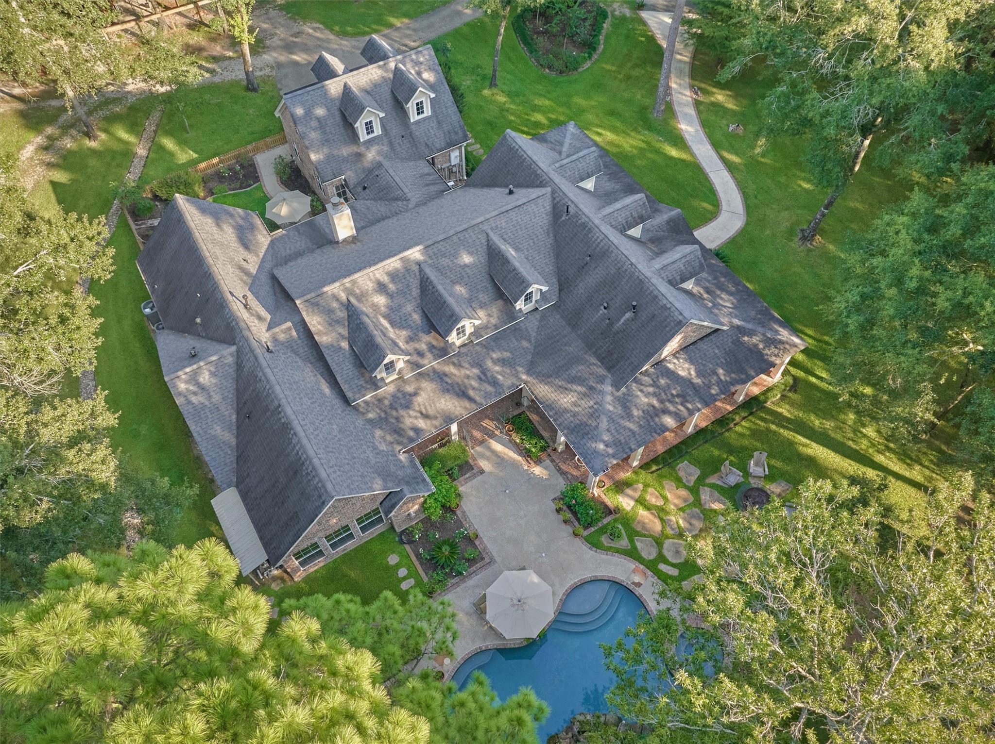 10928 Lake Forest Drive, Conroe