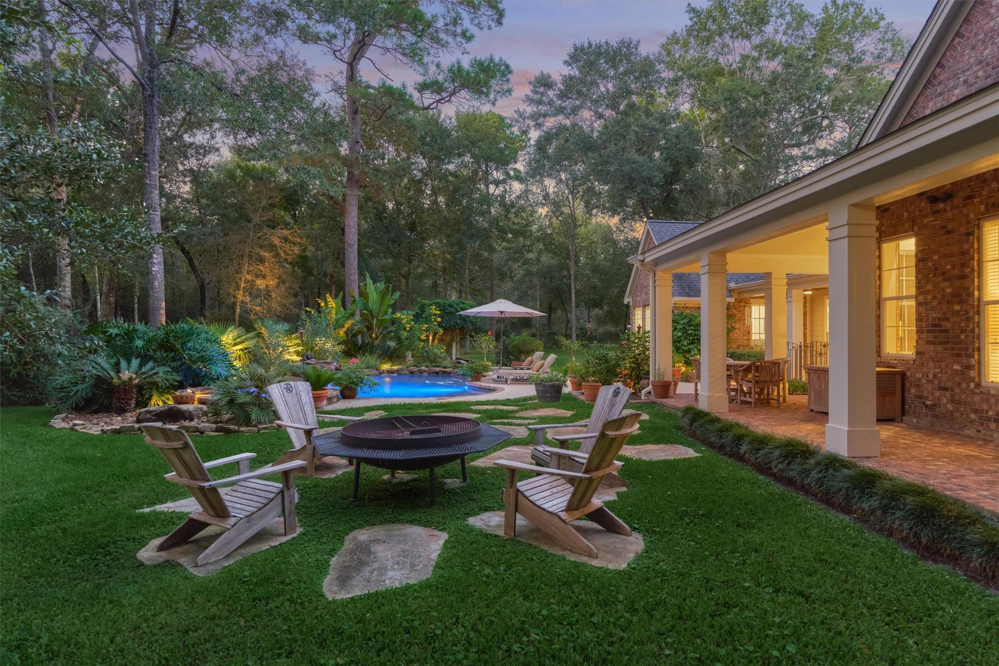 10928 Lake Forest Drive, Conroe