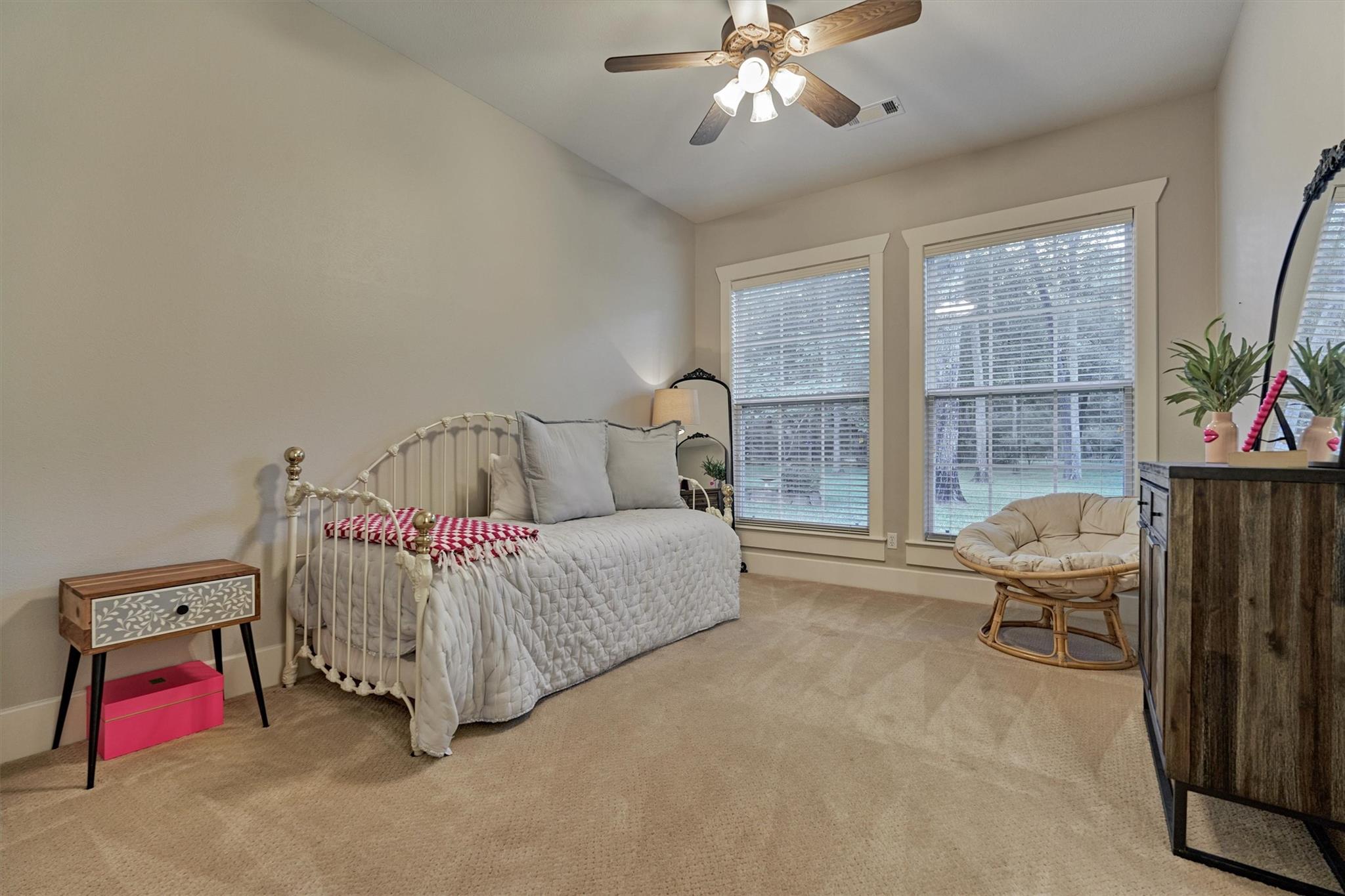 10928 Lake Forest Drive, Conroe