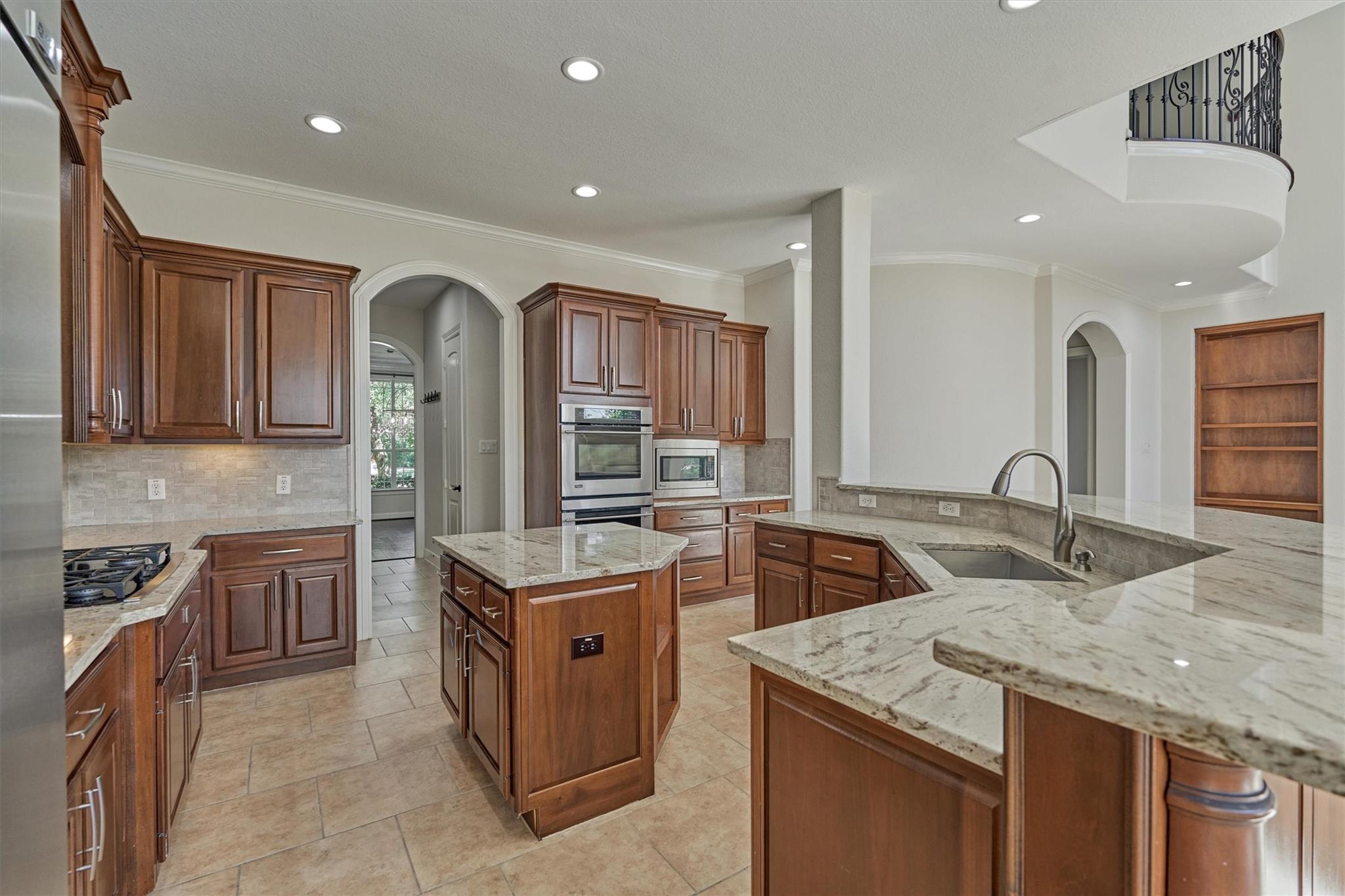 23 Player Oaks Place