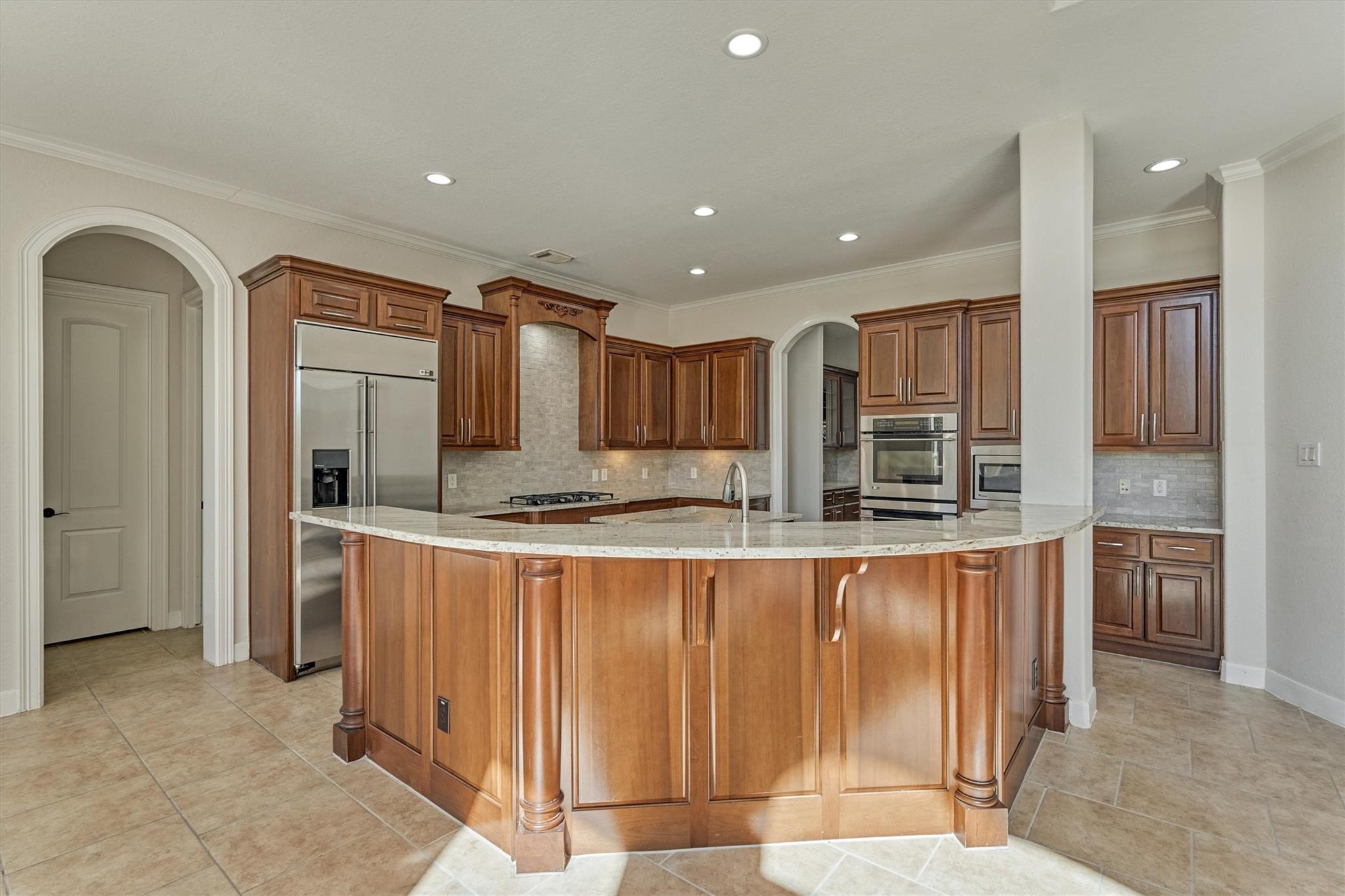 23 Player Oaks Place