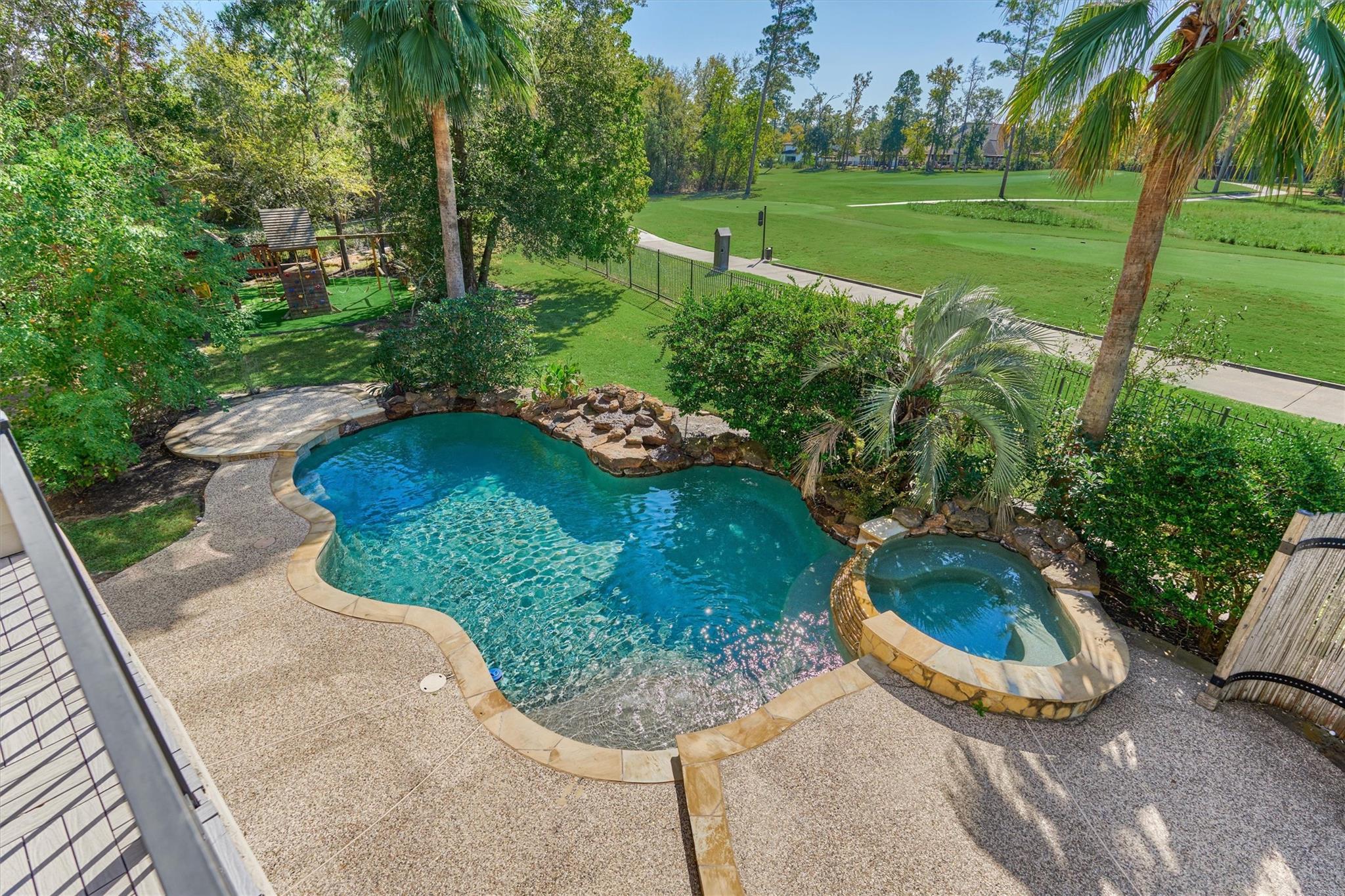 23 Player Oaks Place