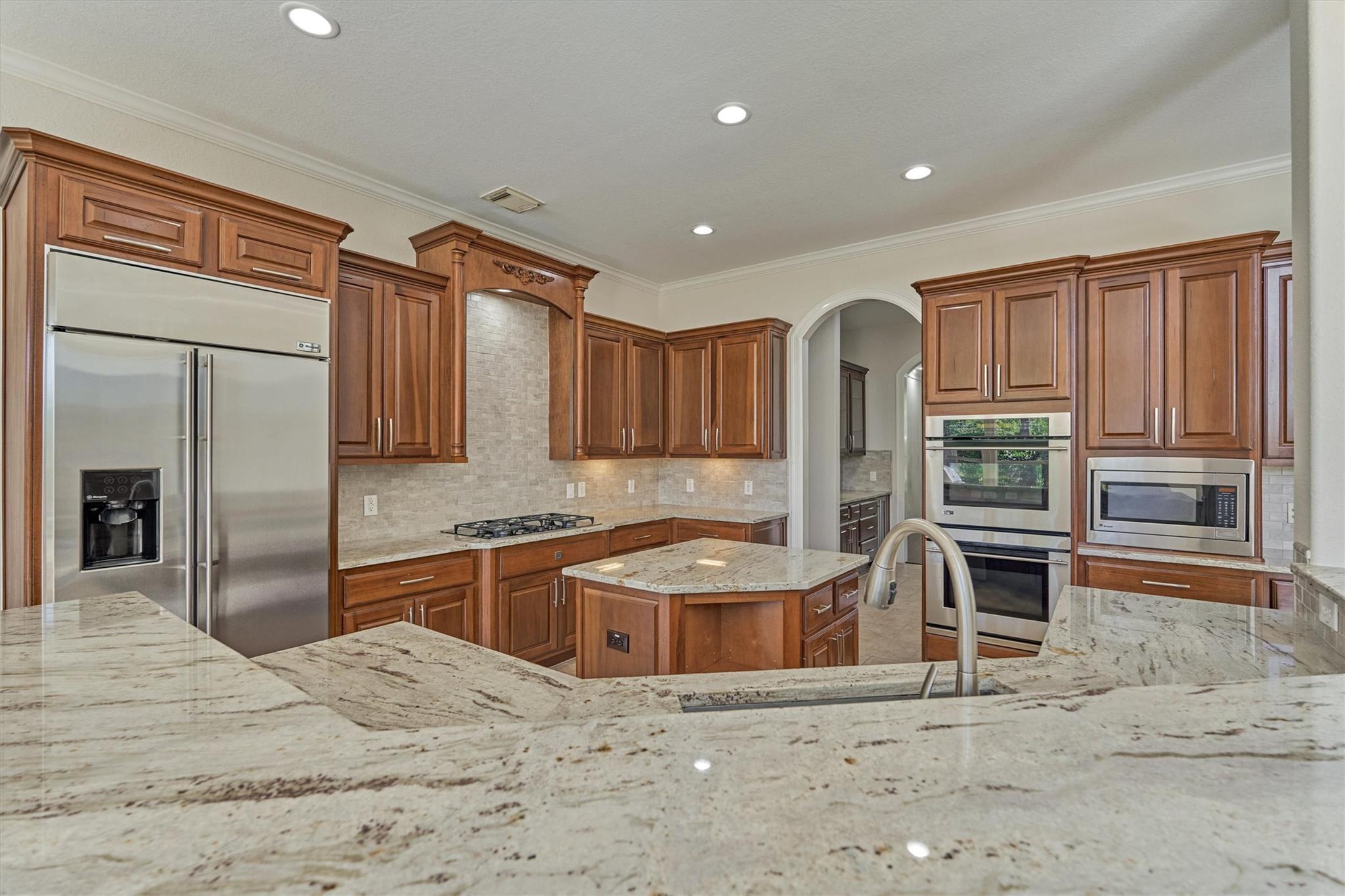 23 Player Oaks Place