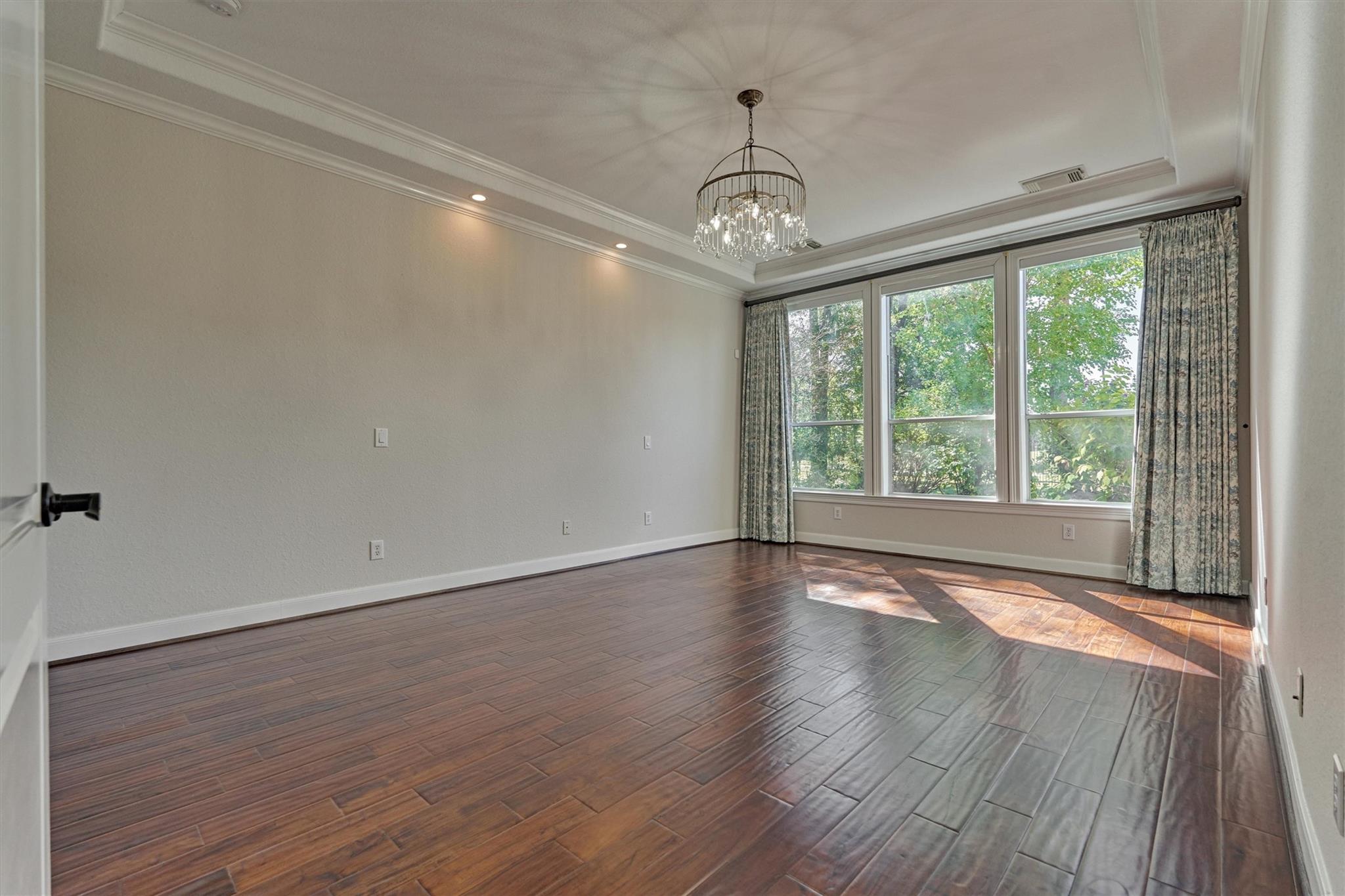 23 Player Oaks Place