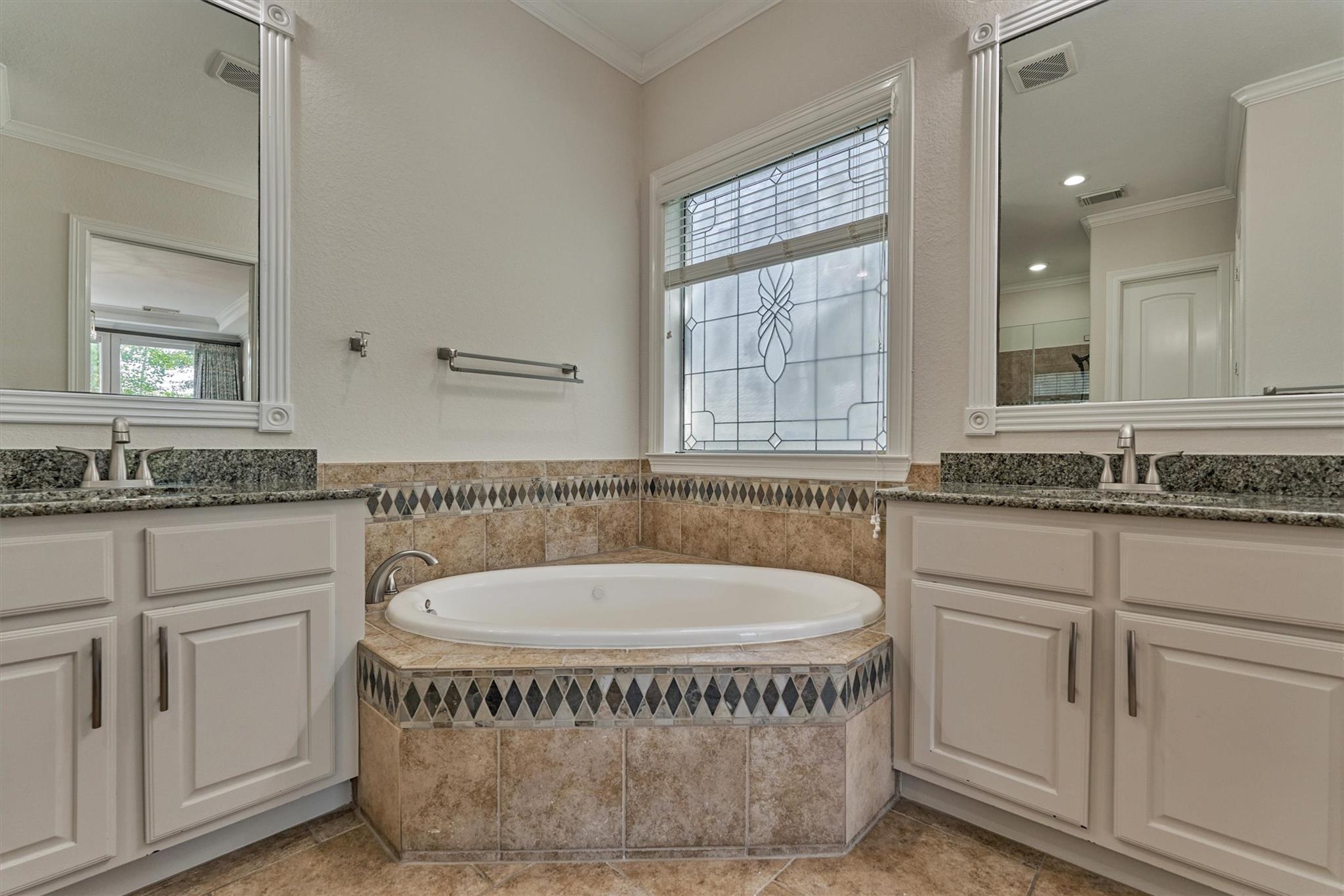 23 Player Oaks Place