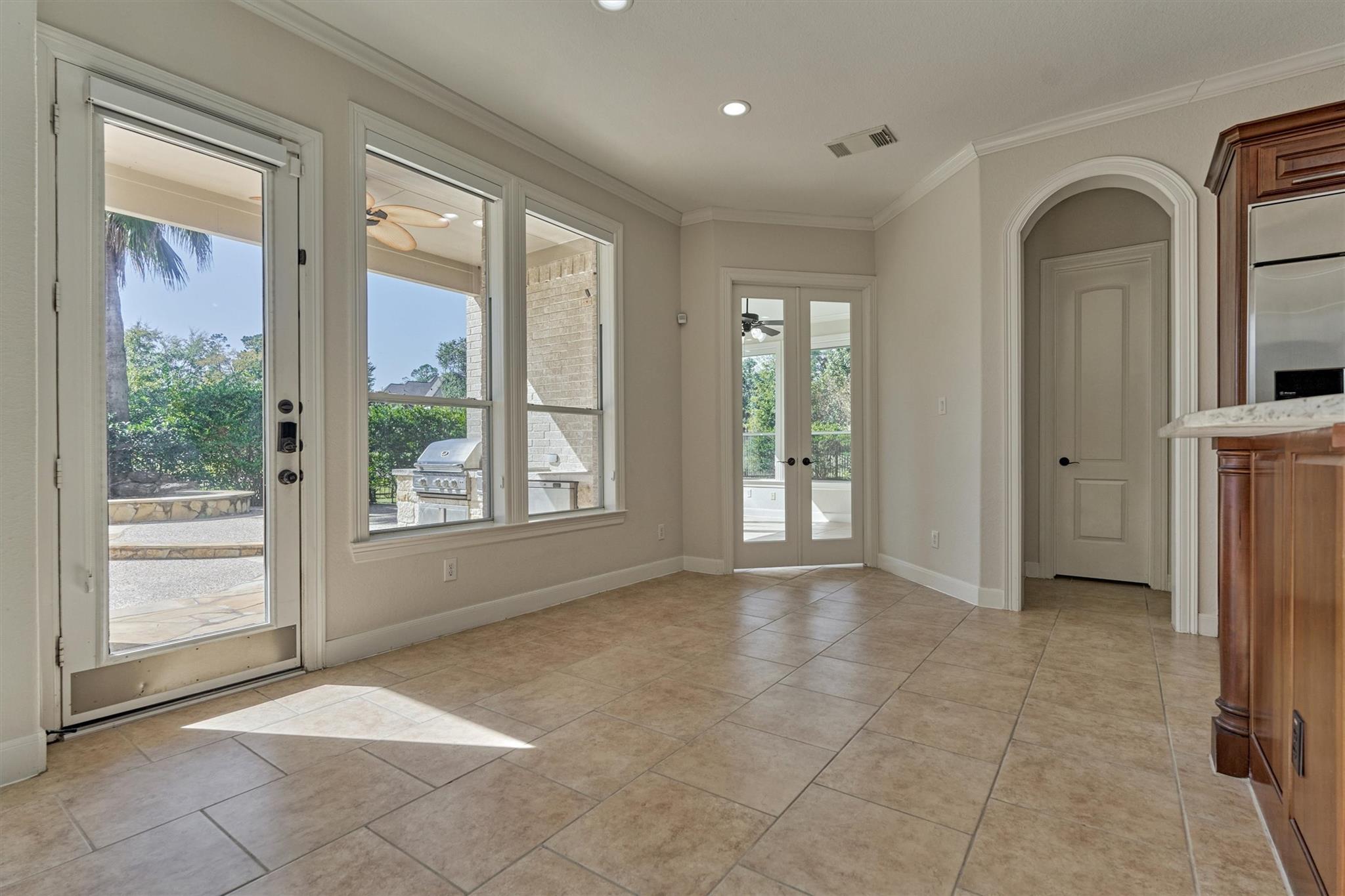 23 Player Oaks Place