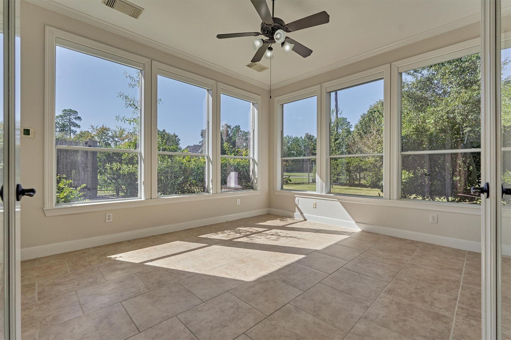 23 Player Oaks Place