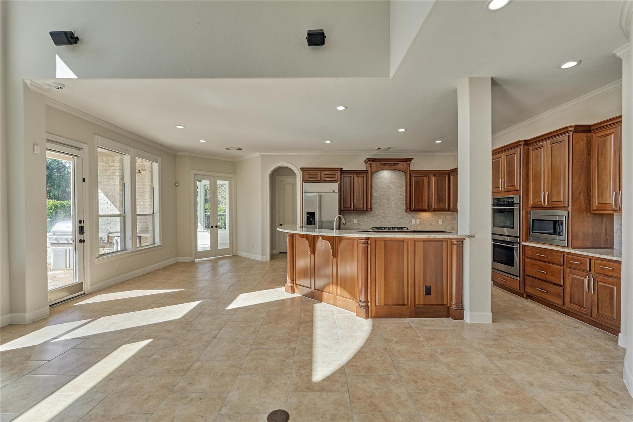 23 Player Oaks Place