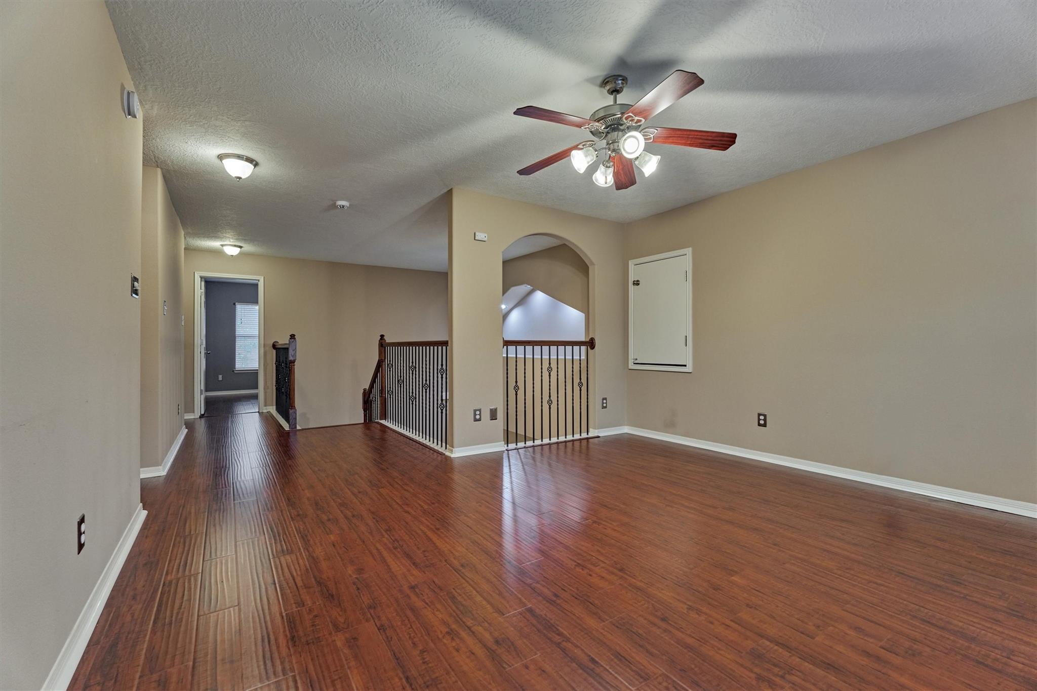 8406 Oak Villa Court