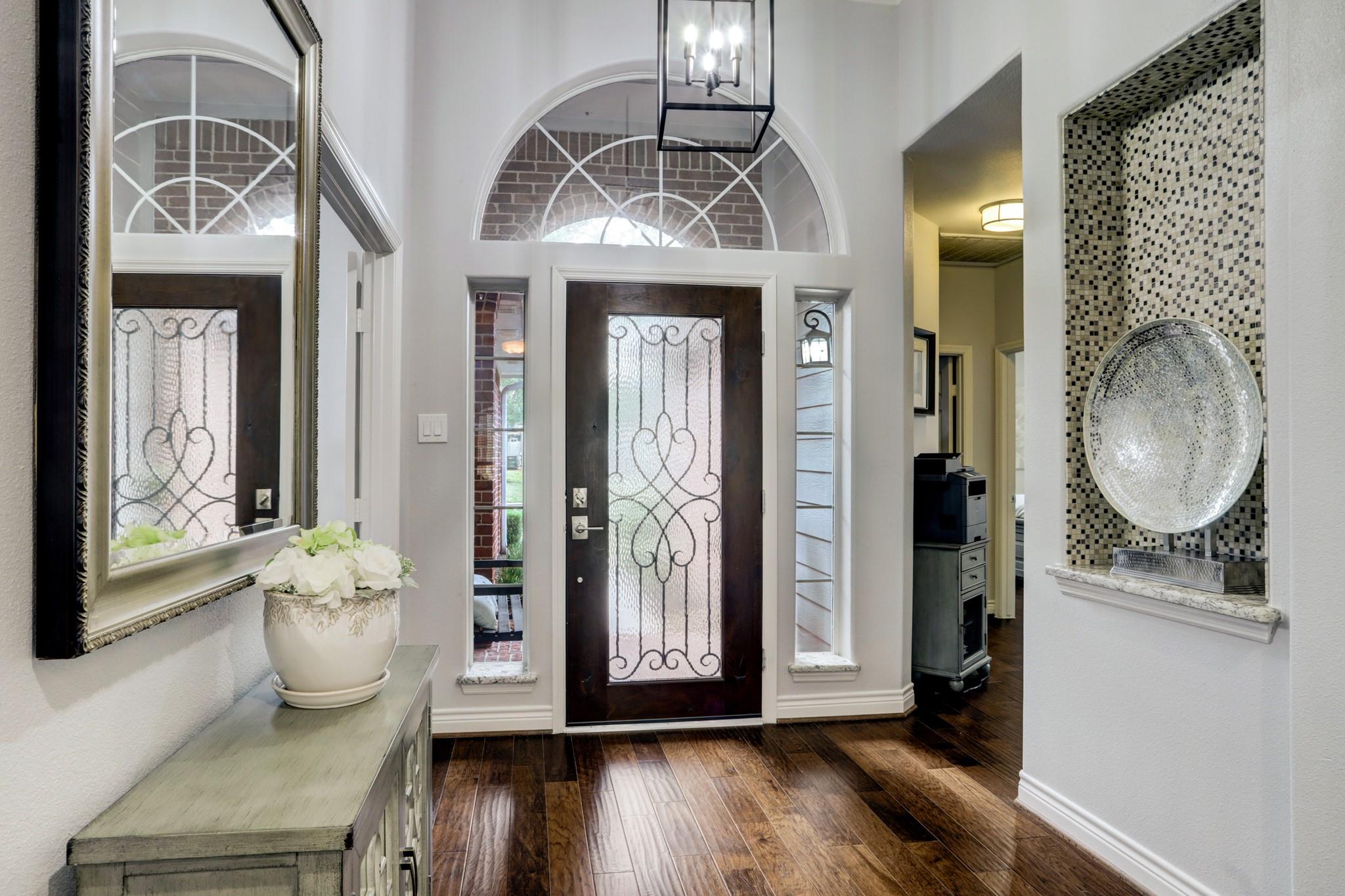 86 N Hollylaurel Circle