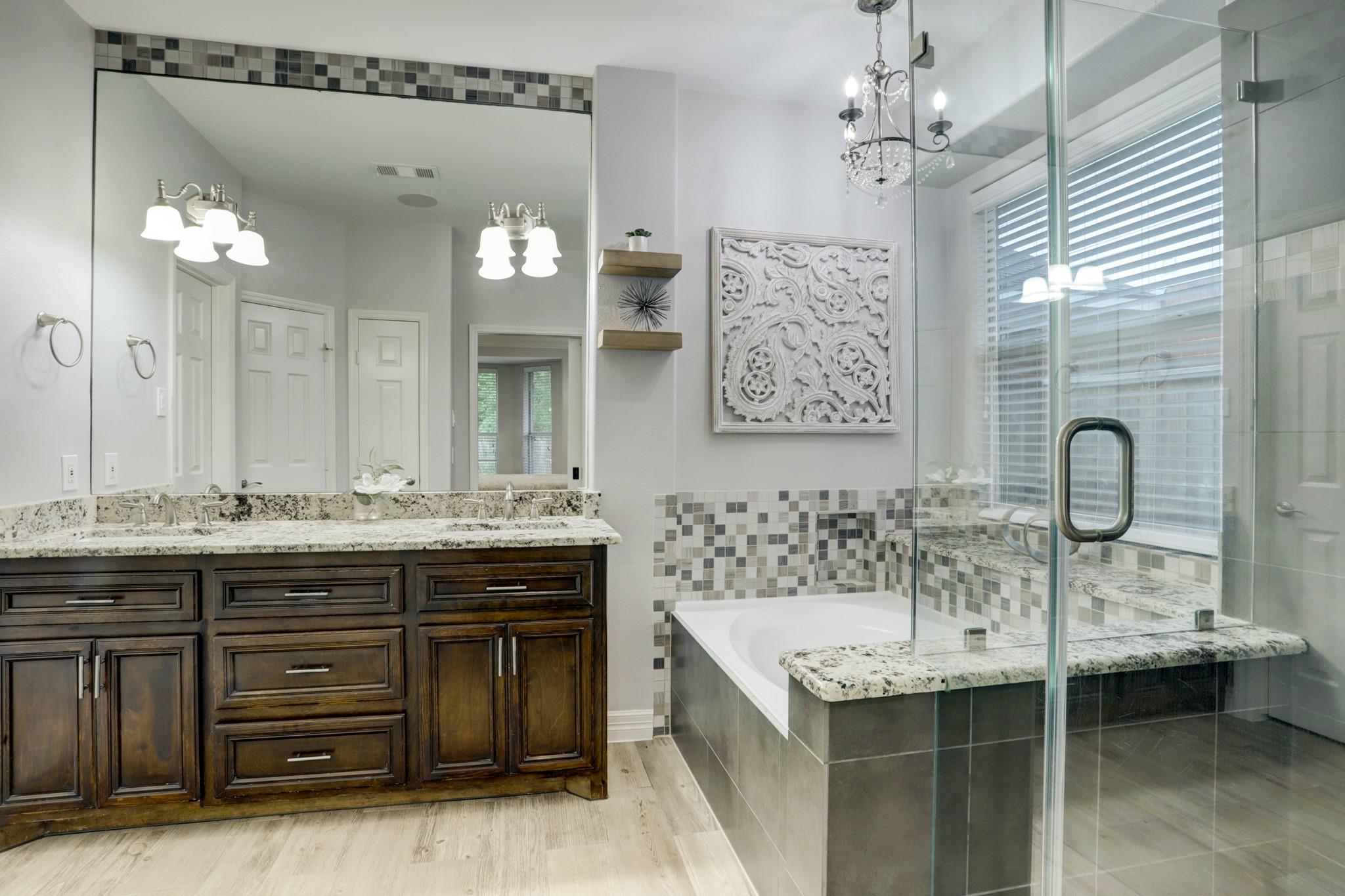 86 N Hollylaurel Circle