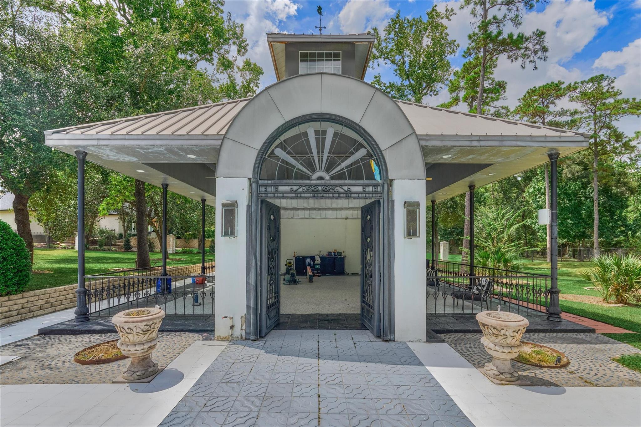 206 N Tranquil Path
