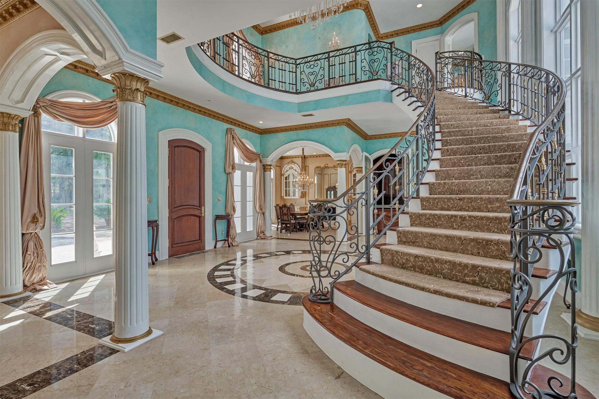 206 N Tranquil Path