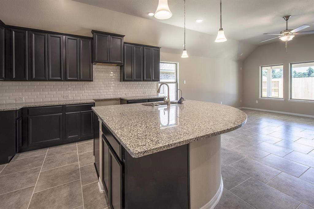 2622 Ivy Wood Lane