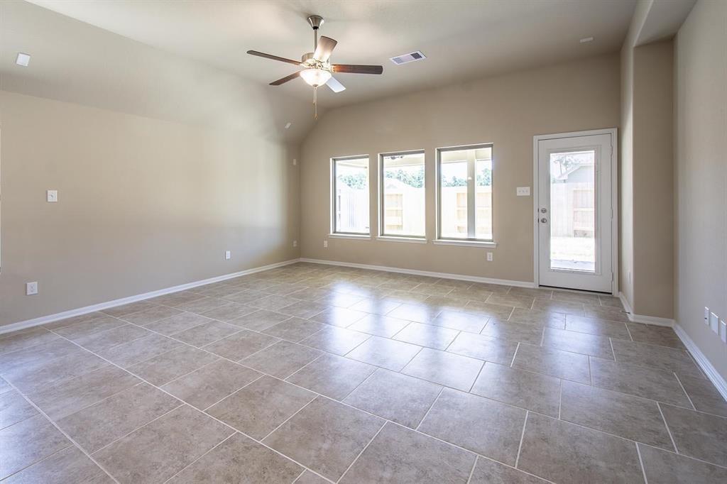 2622 Ivy Wood Lane