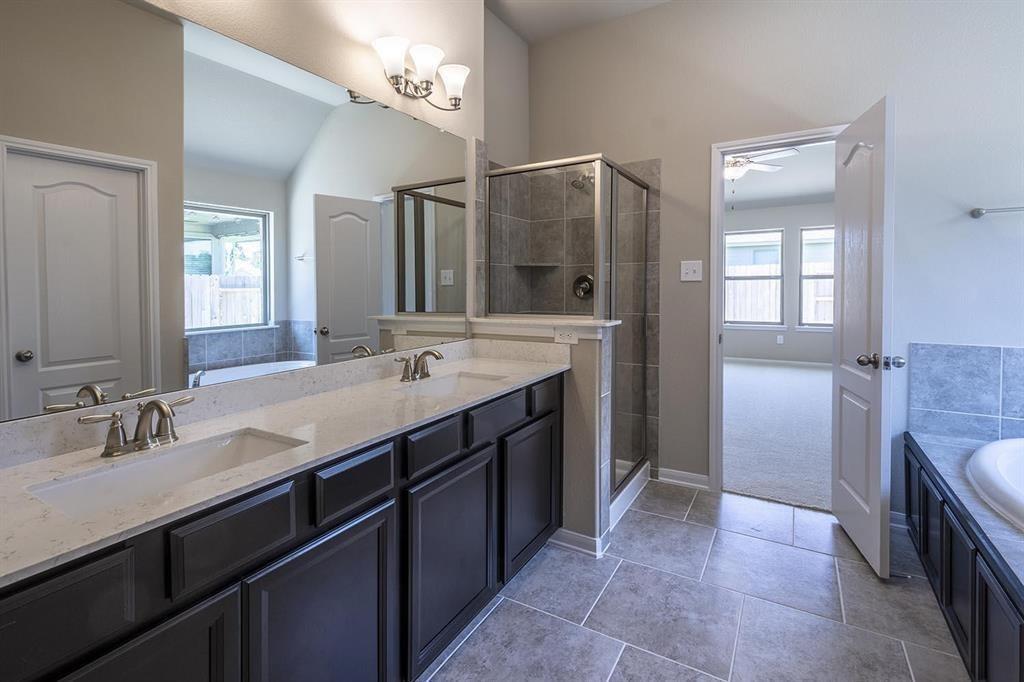 2622 Ivy Wood Lane
