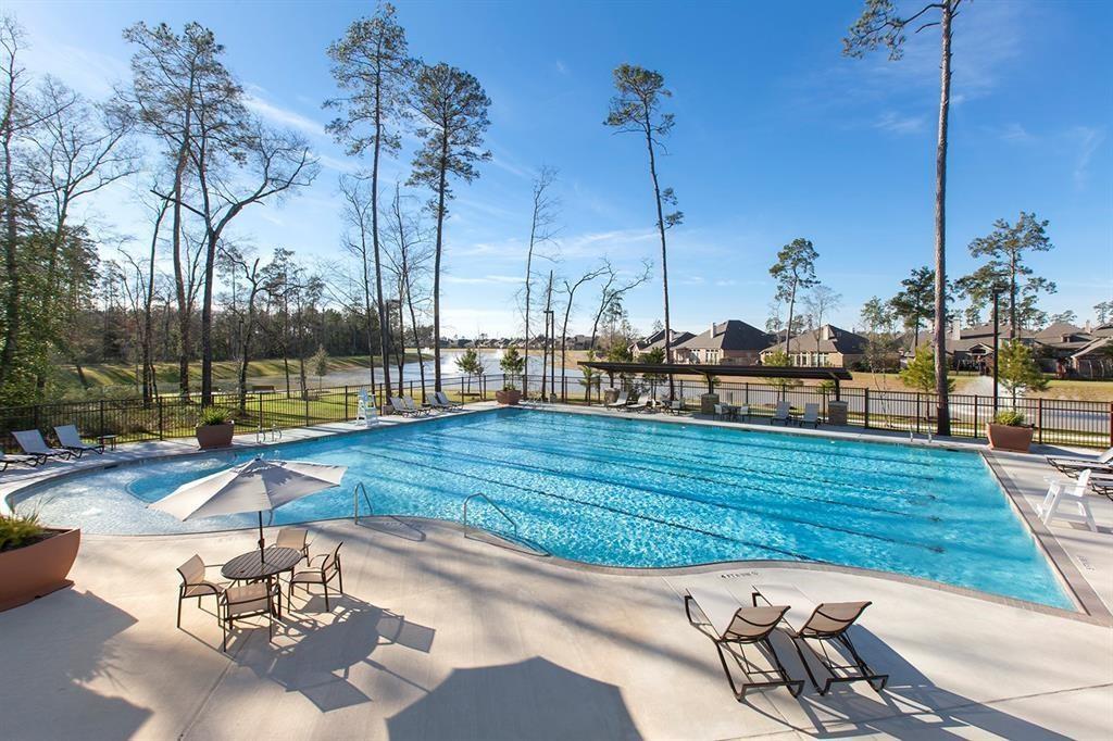 2622 Ivy Wood Lane
