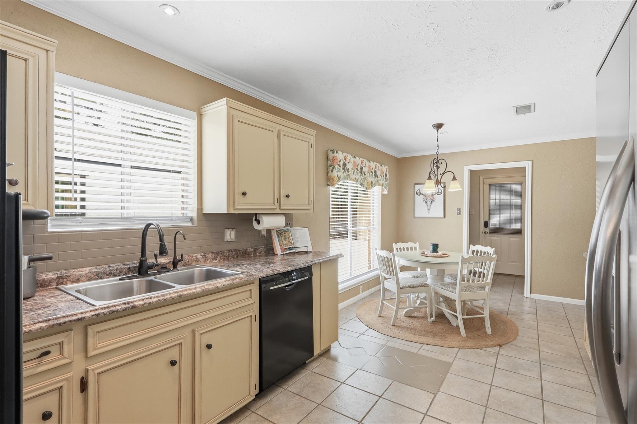 15122 Forest Lodge Drive