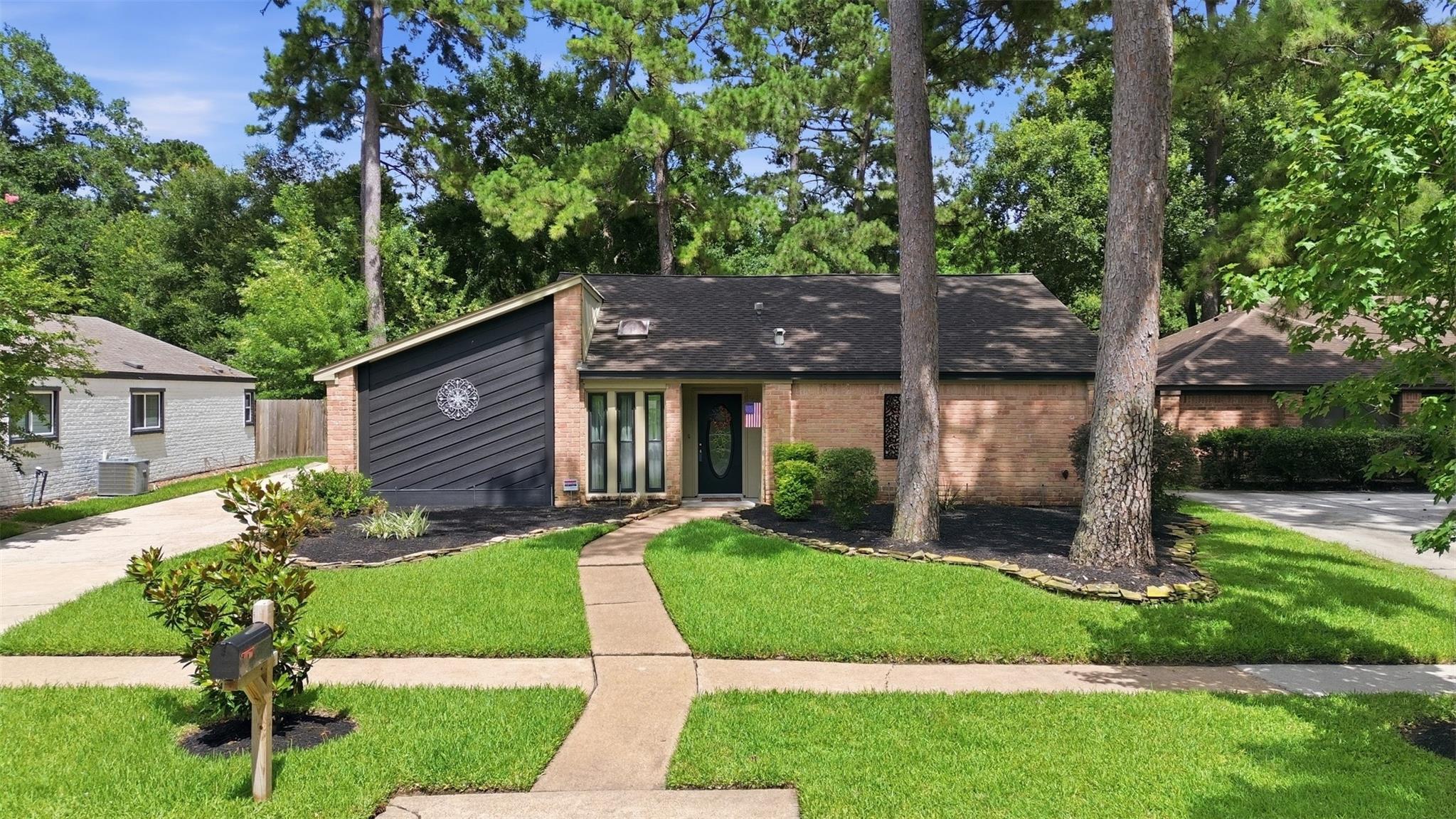 15122 Forest Lodge Drive