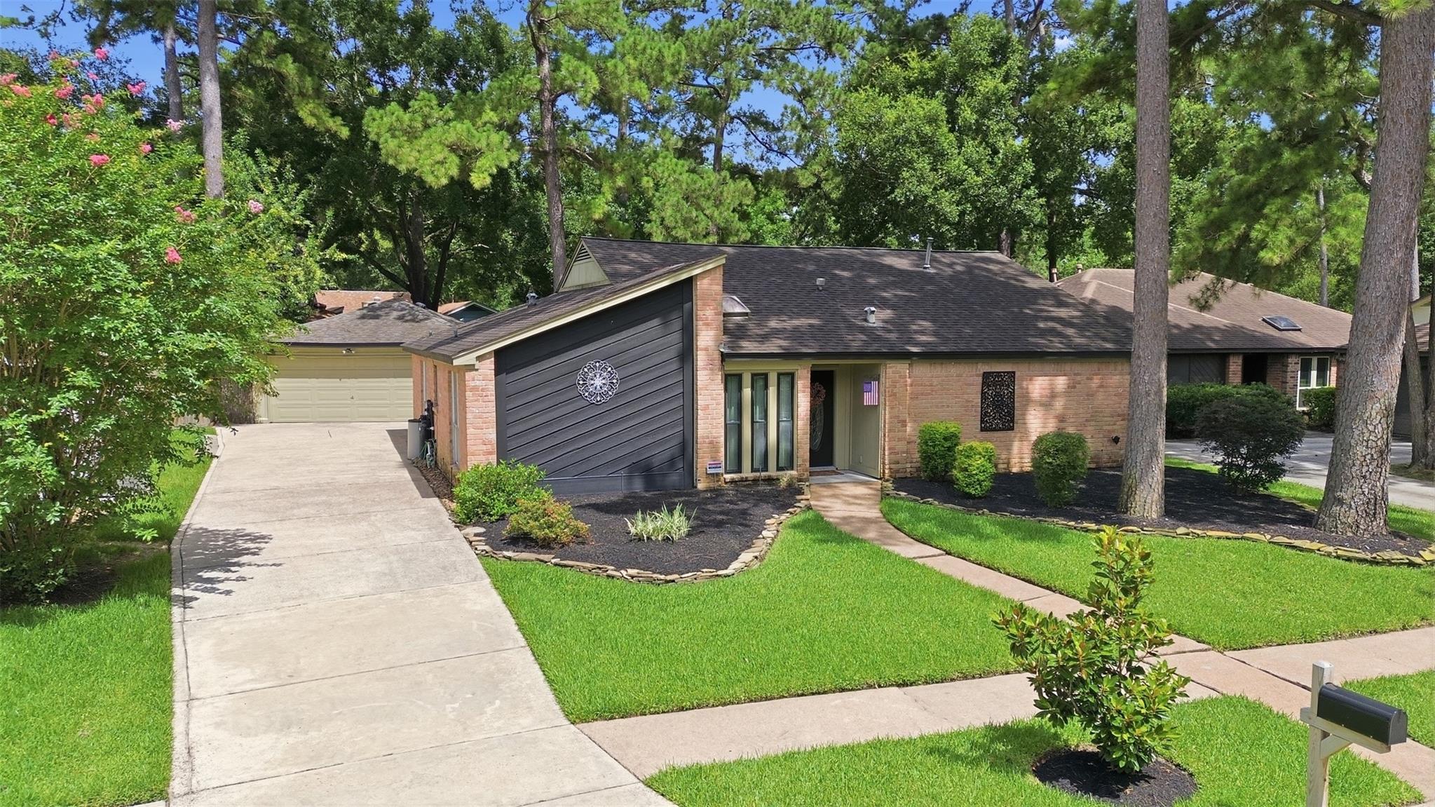 15122 Forest Lodge Drive