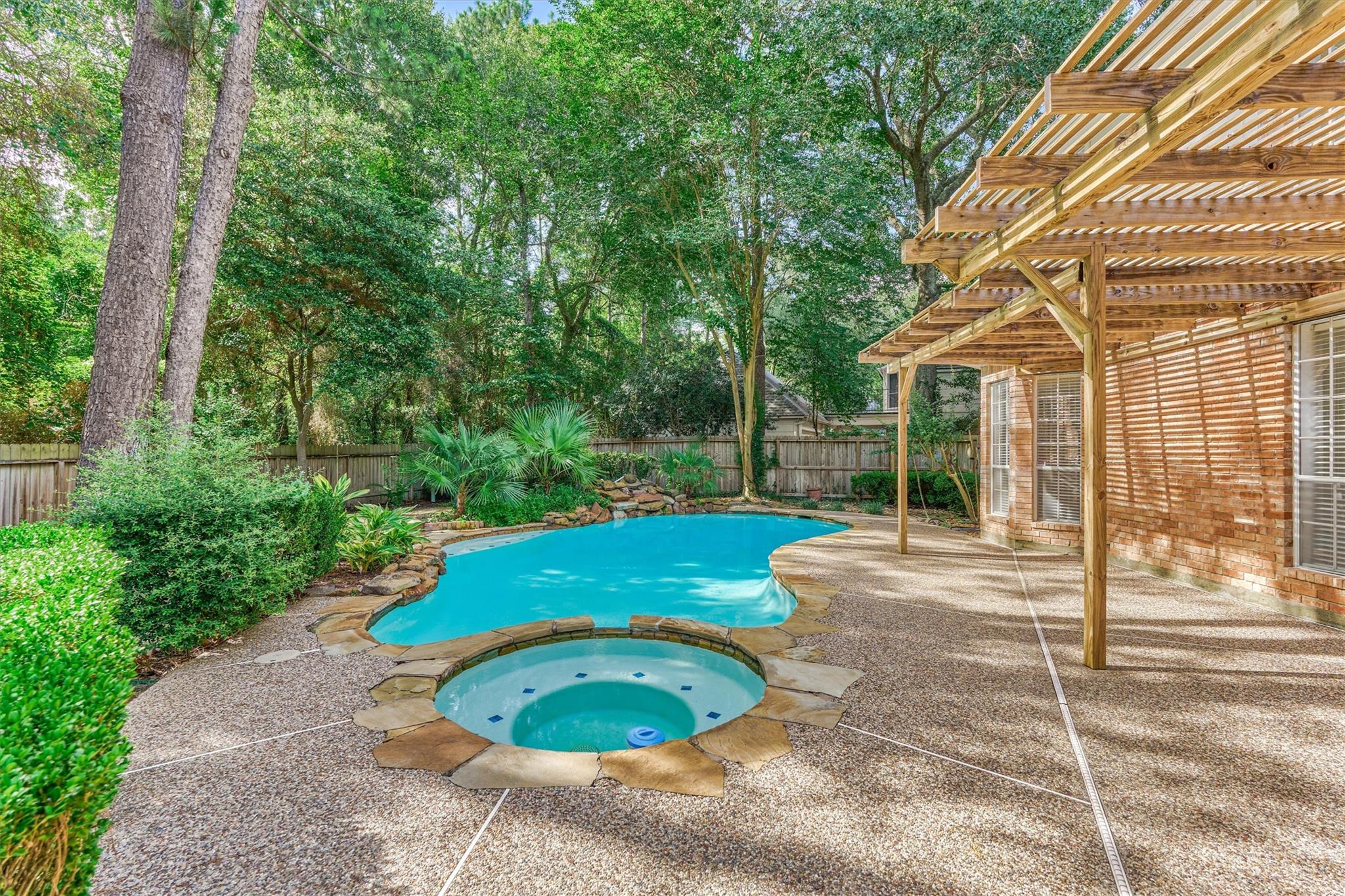 11 Turtle Rock Court