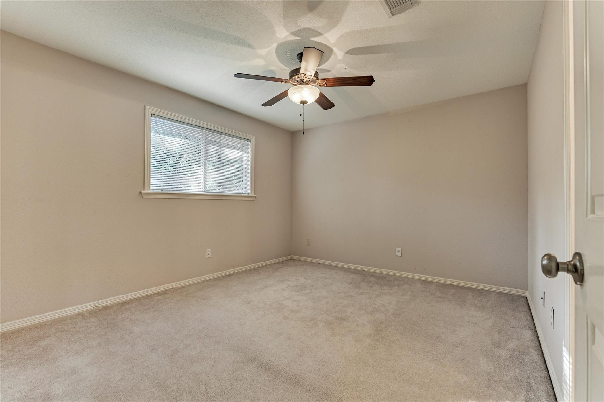 11 Turtle Rock Court