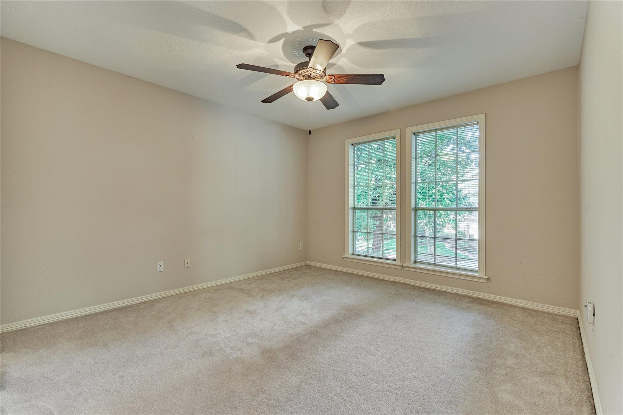 11 Turtle Rock Court