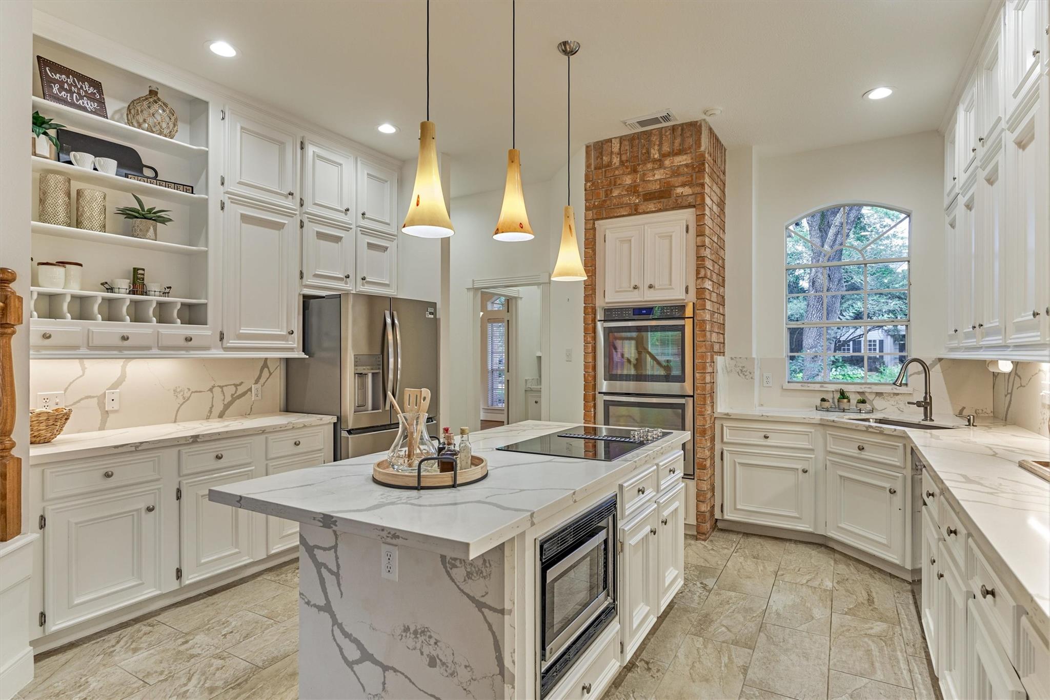 11 Turtle Rock Court