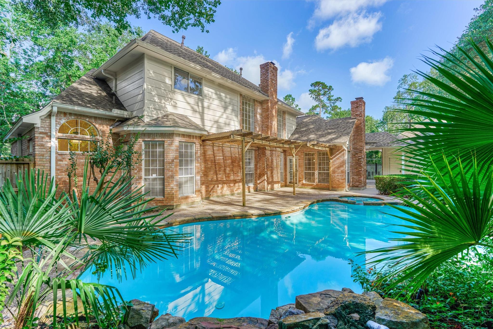 11 Turtle Rock Court