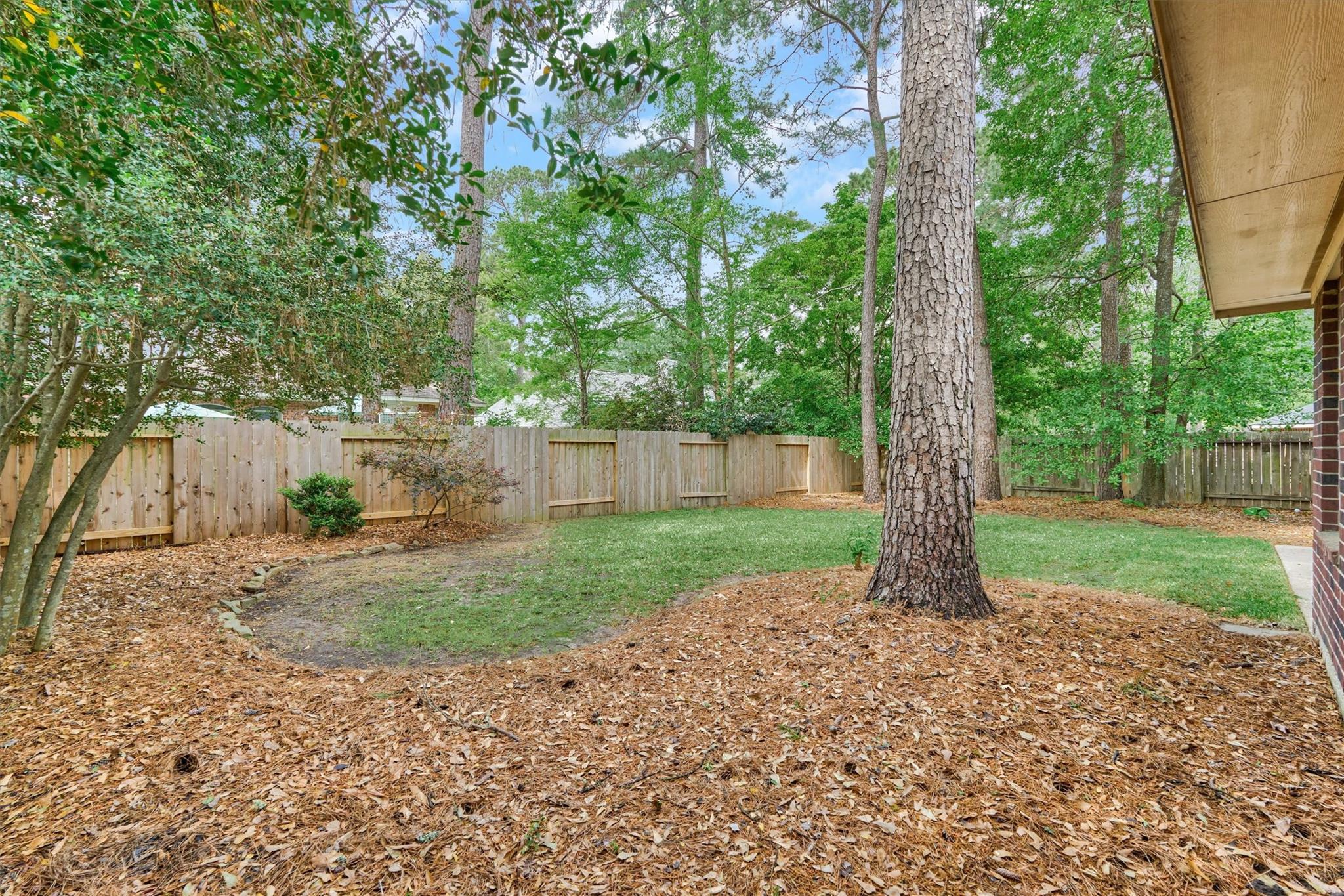 27 E Russet Grove Circle