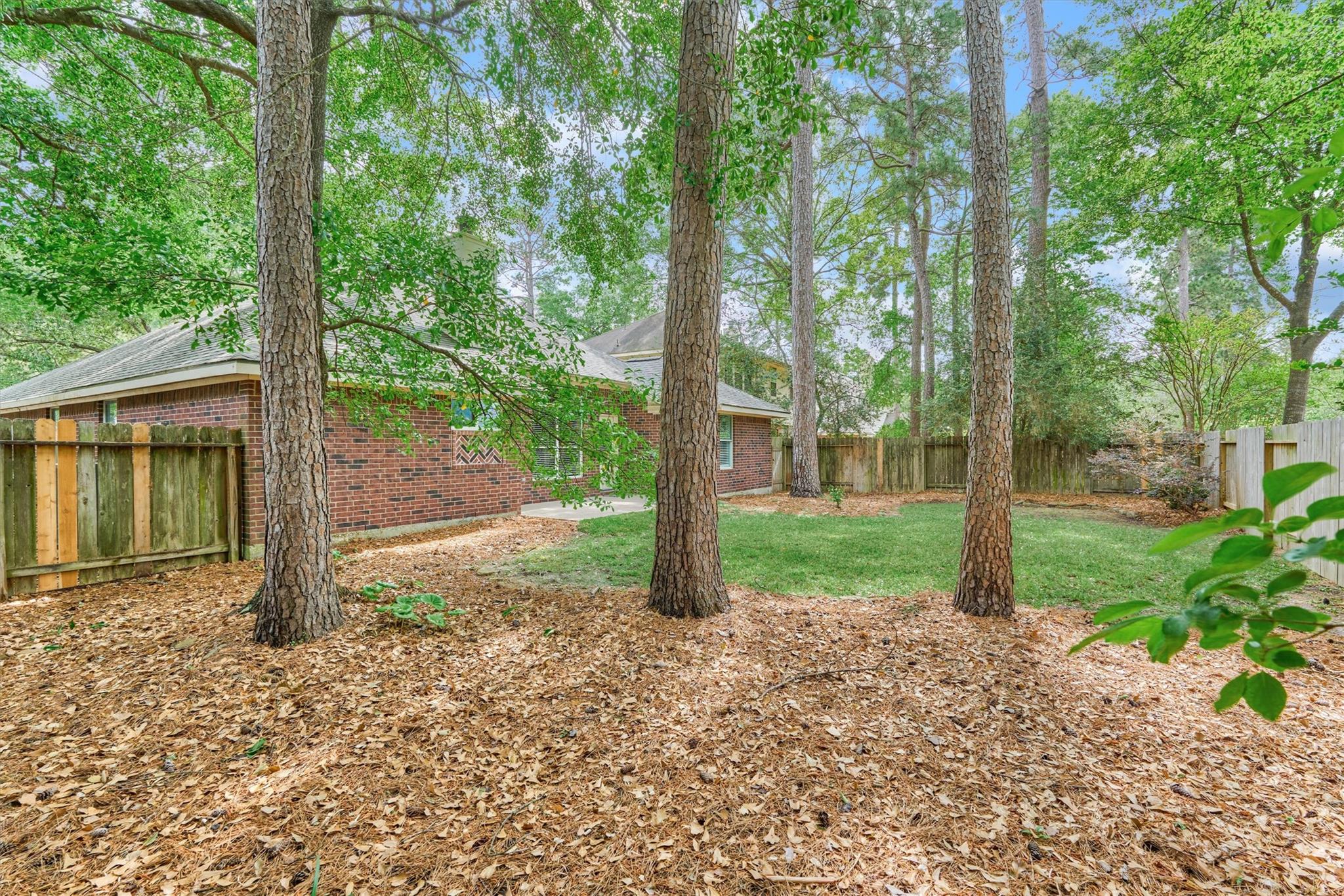 27 E Russet Grove Circle