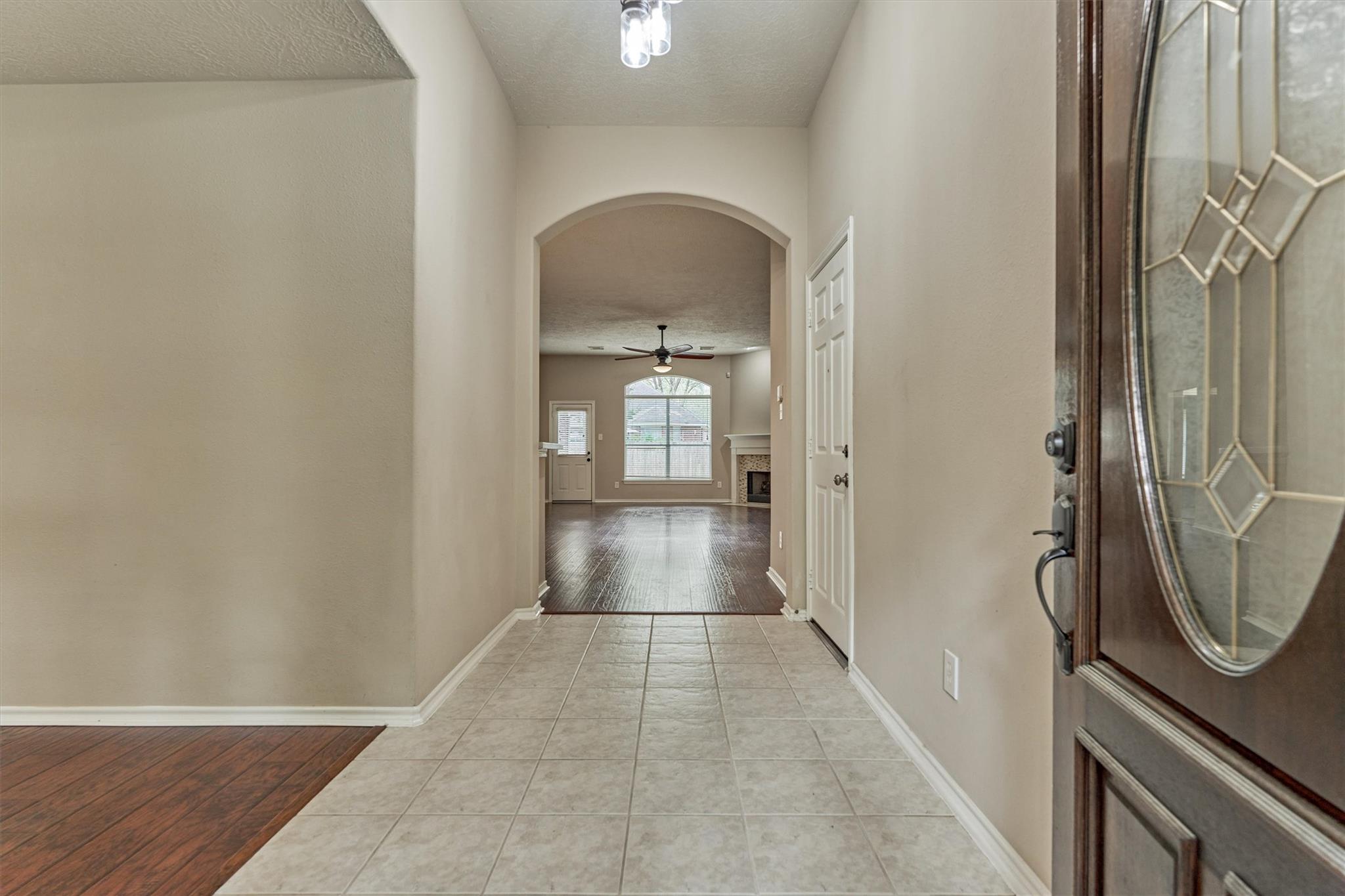 27 E Russet Grove Circle