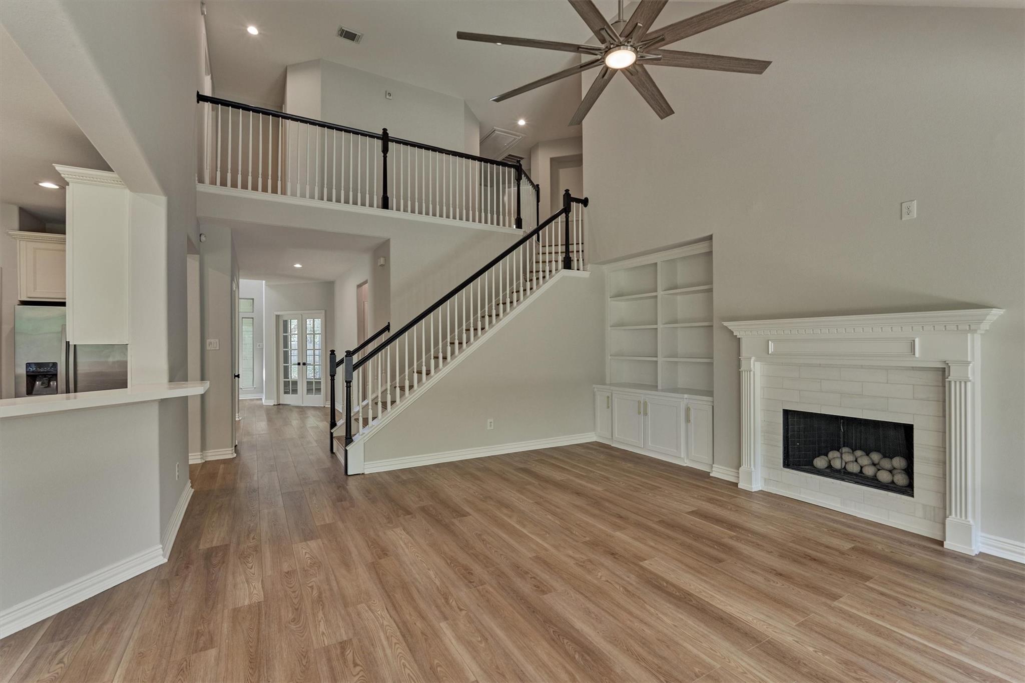 71 W Artist Grove Place