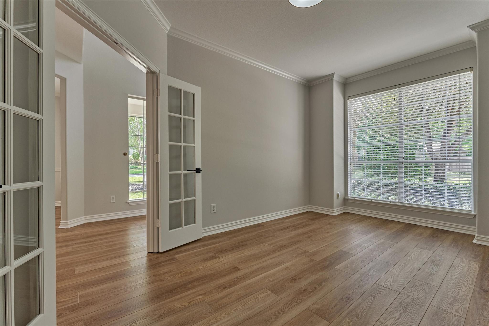 71 W Artist Grove Place