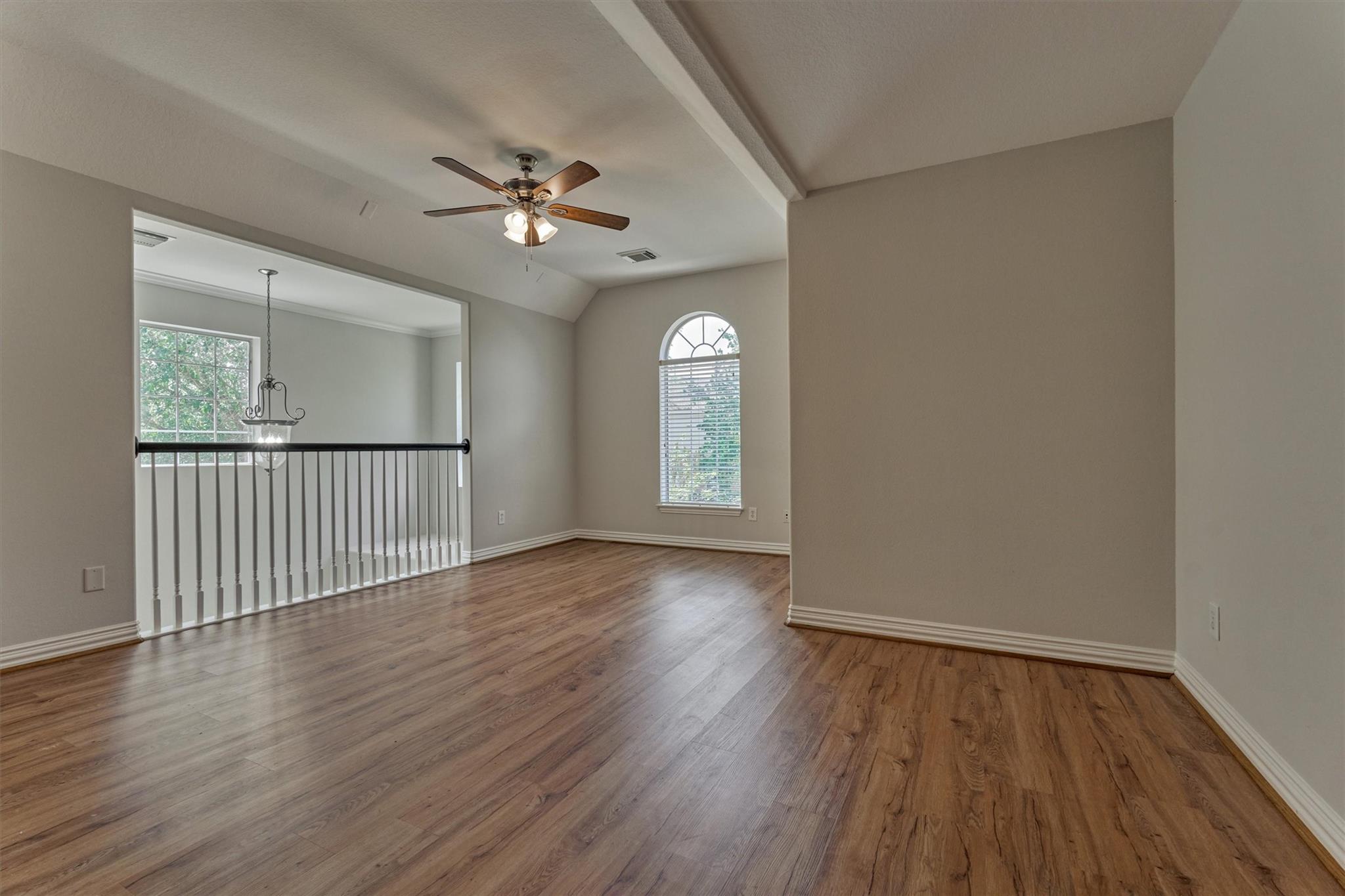 71 W Artist Grove Place