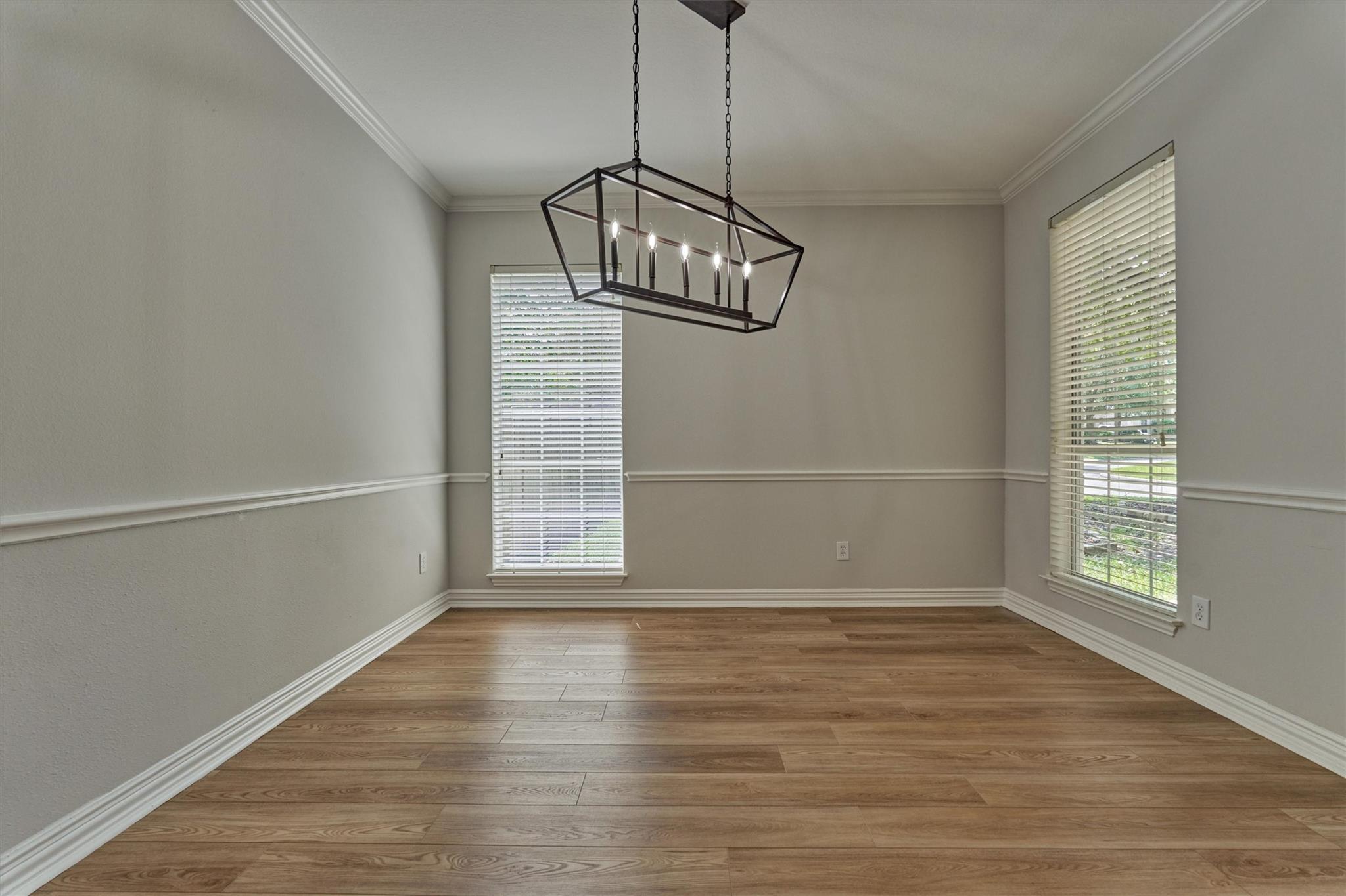 71 W Artist Grove Place