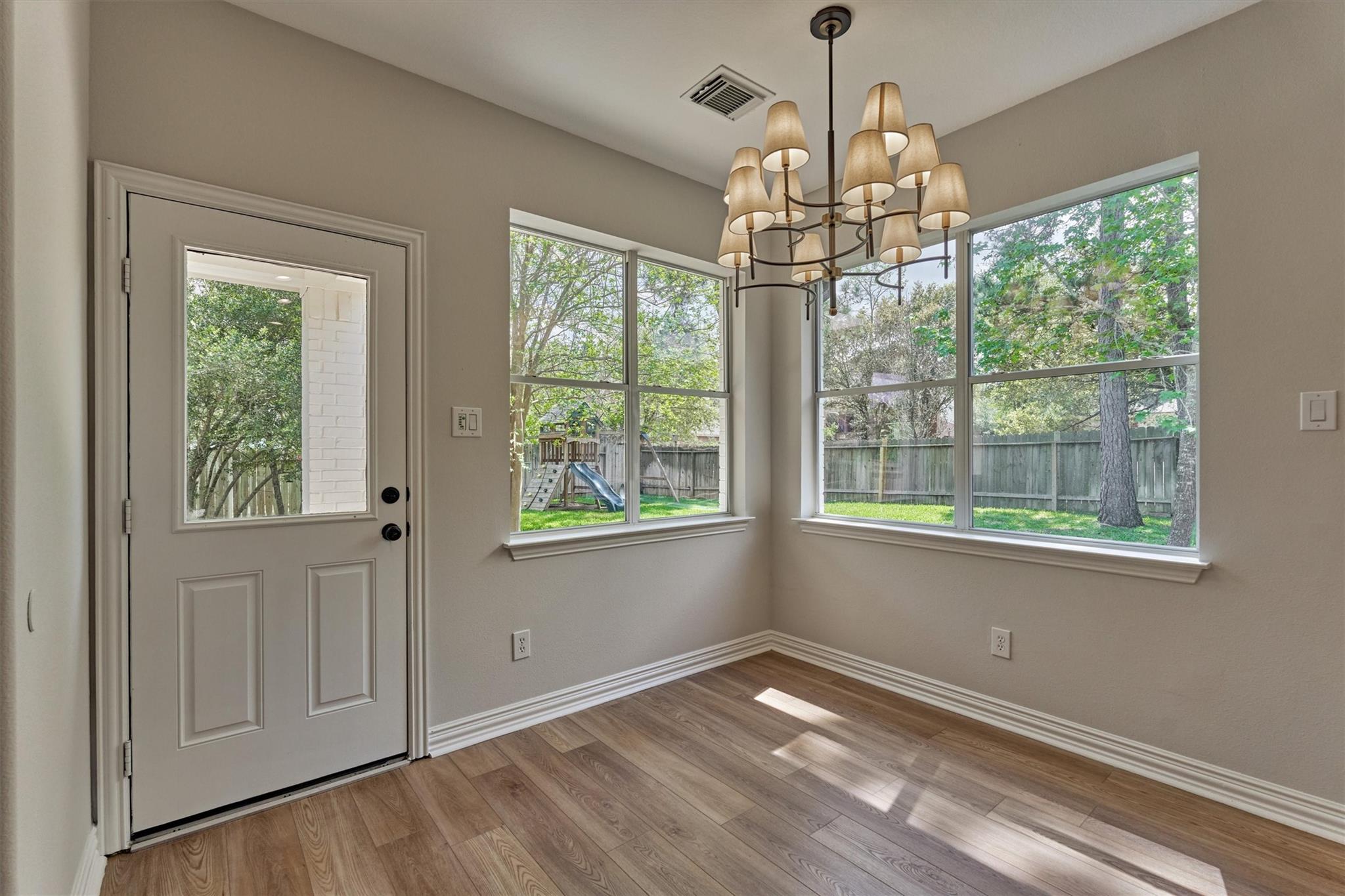 71 W Artist Grove Place