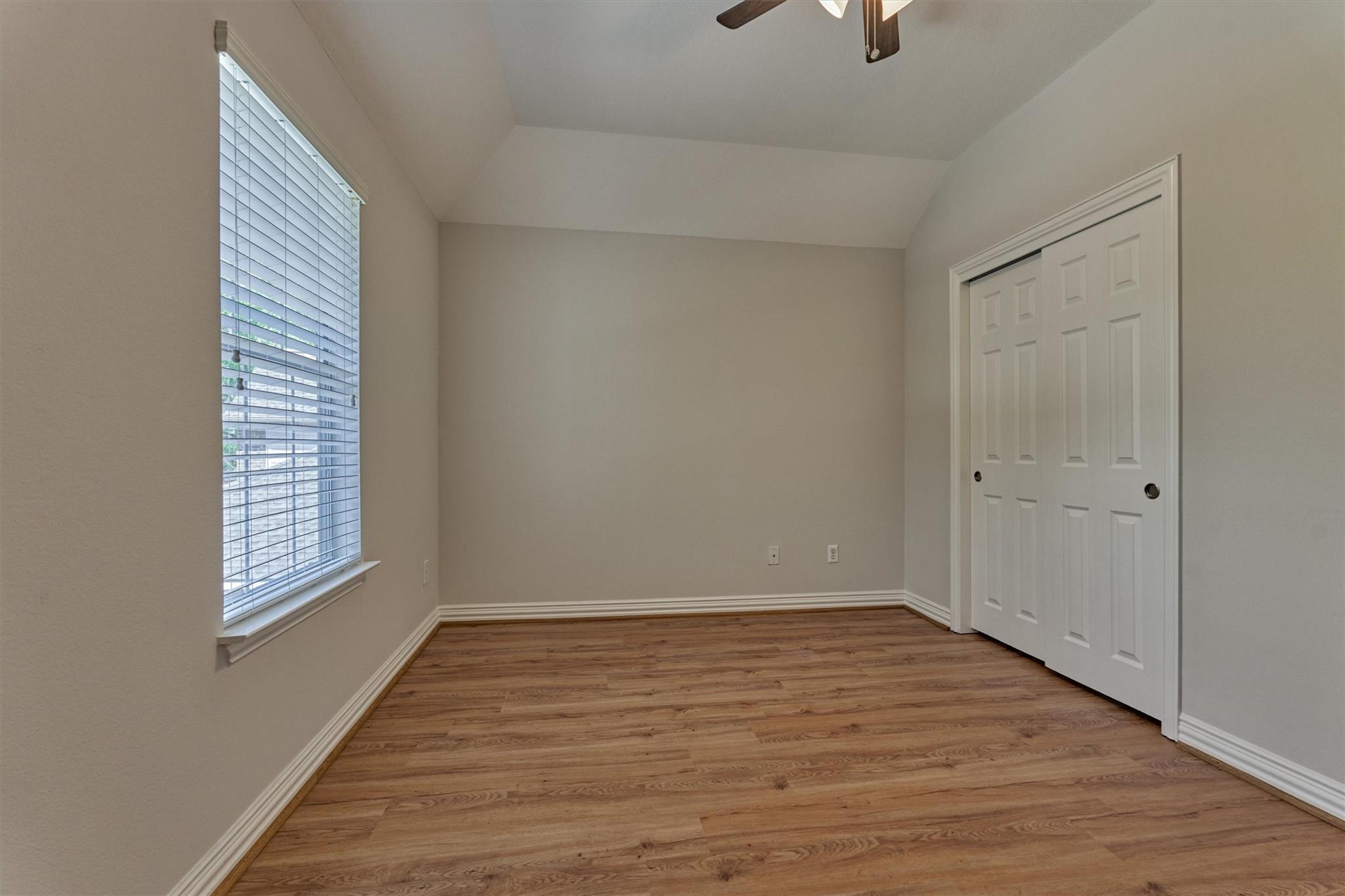 71 W Artist Grove Place