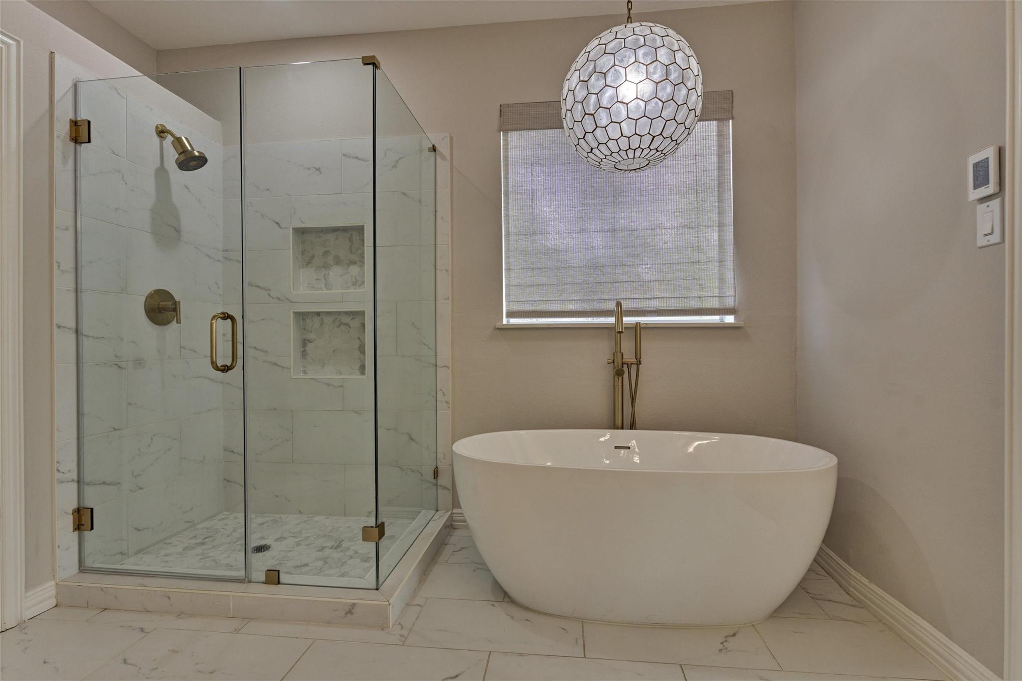 71 W Artist Grove Place