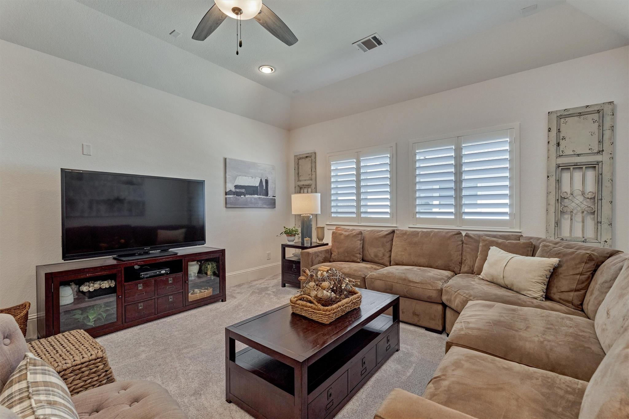 87 W Sawyer Ridge Drive