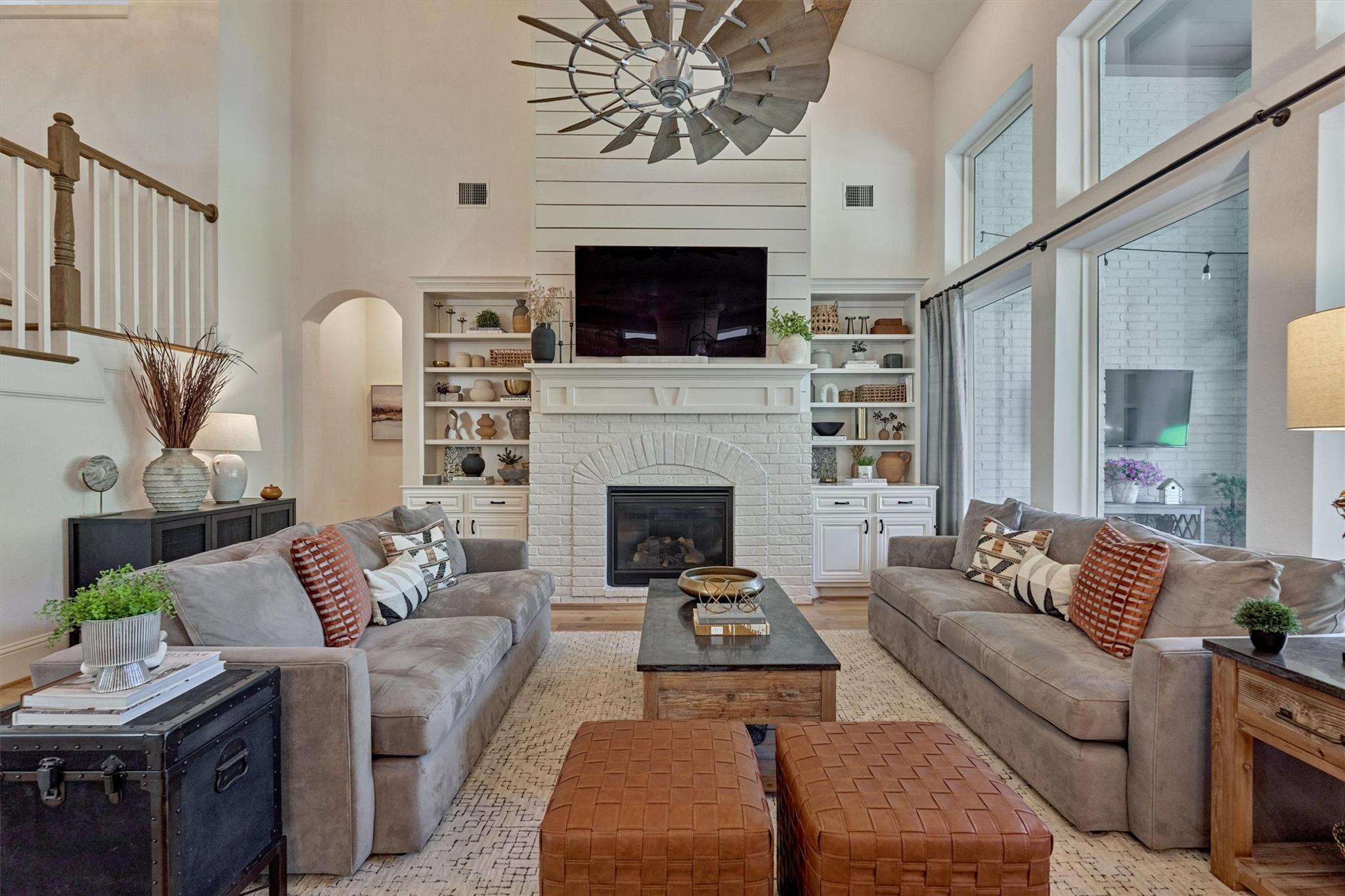 87 W Sawyer Ridge Drive