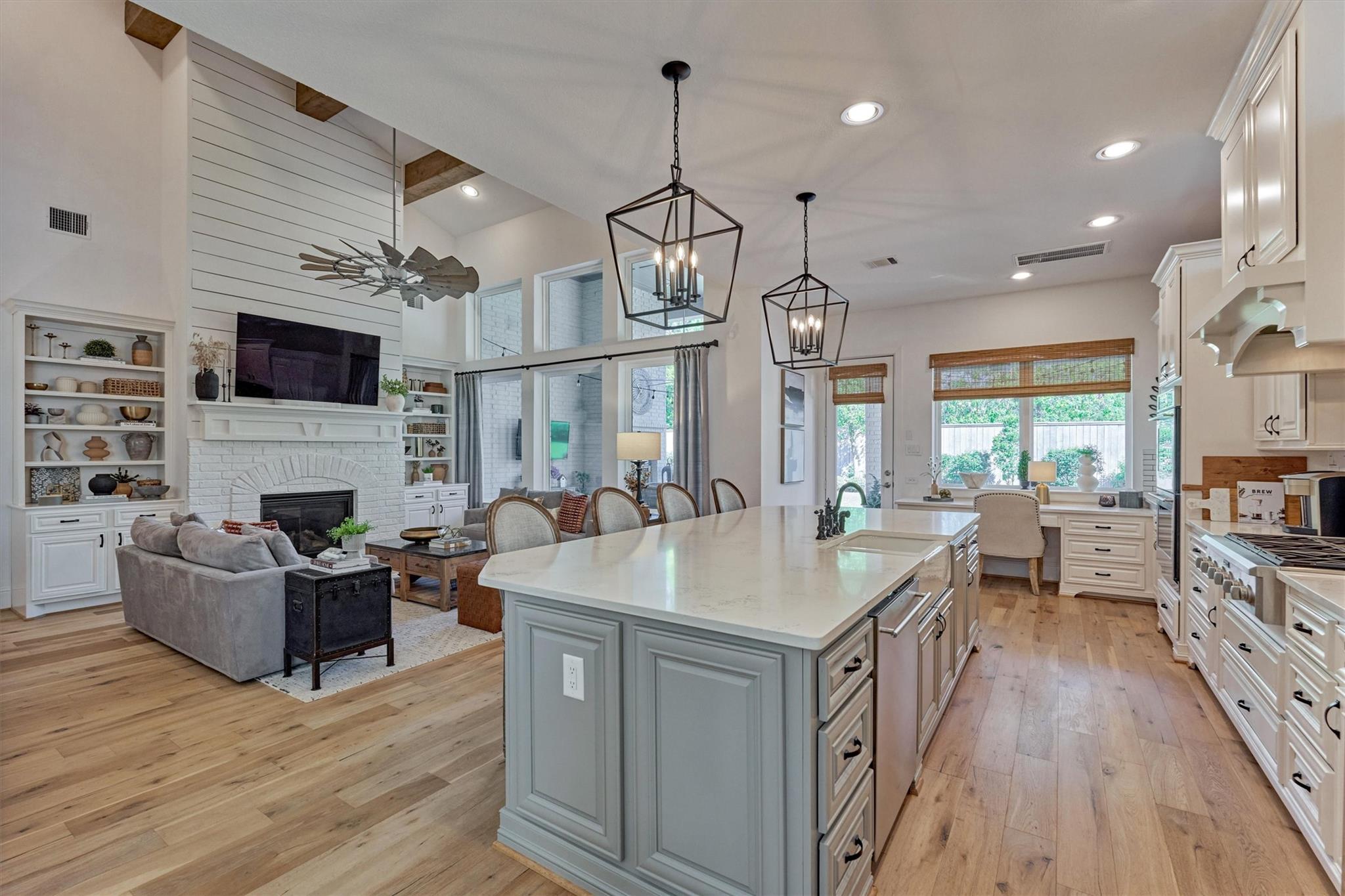 87 W Sawyer Ridge Drive