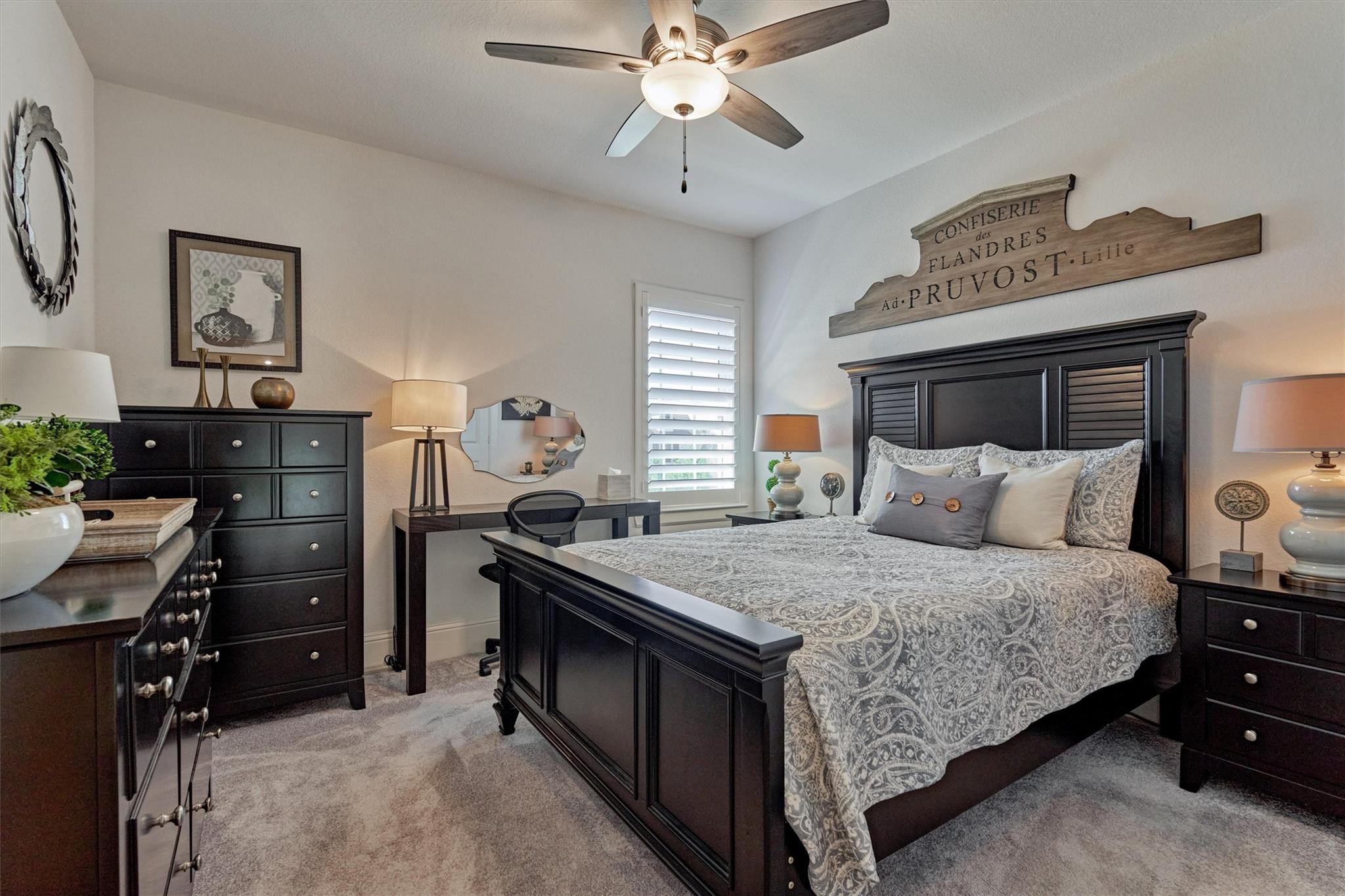 87 W Sawyer Ridge Drive