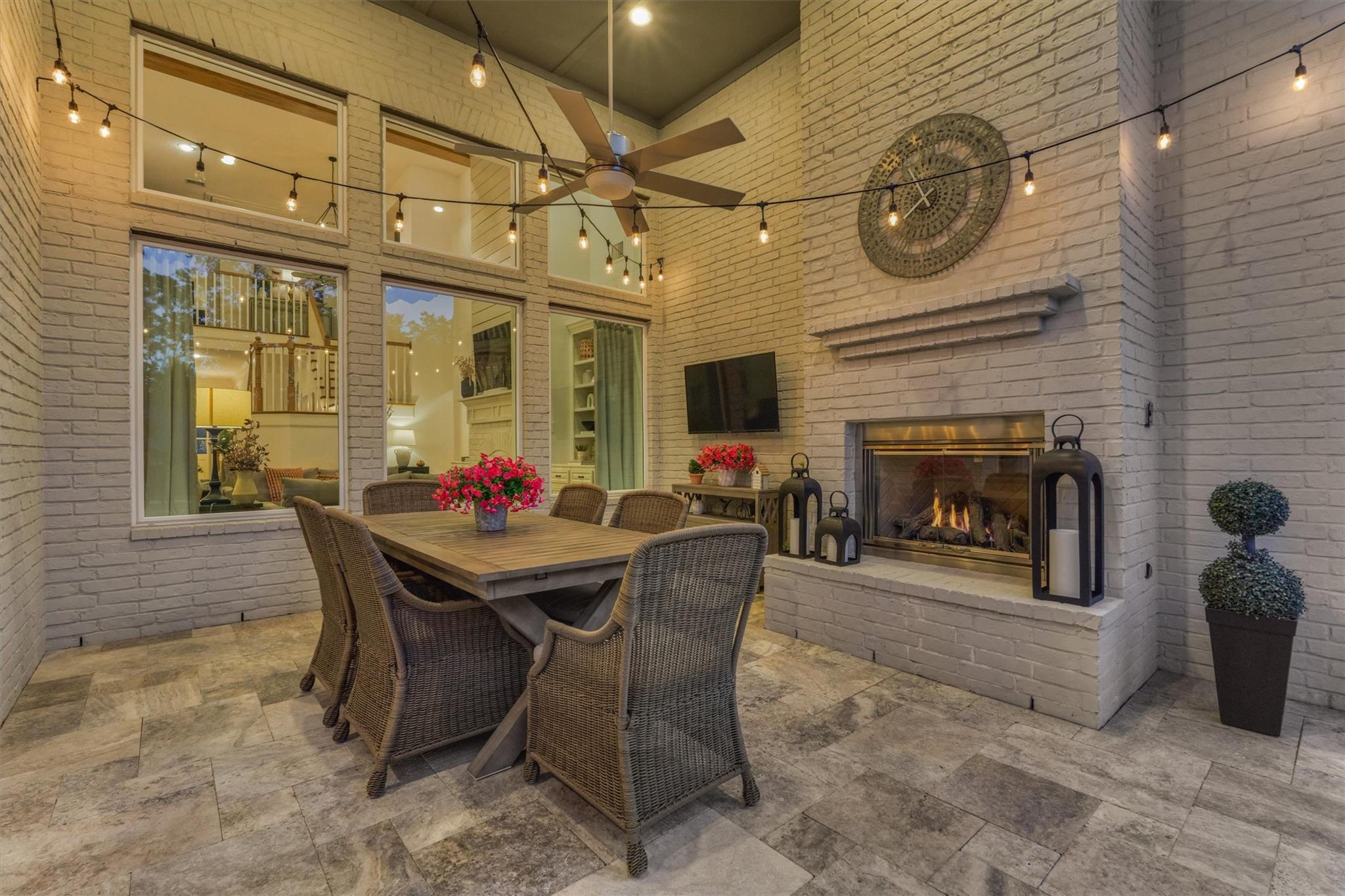 87 W Sawyer Ridge Drive